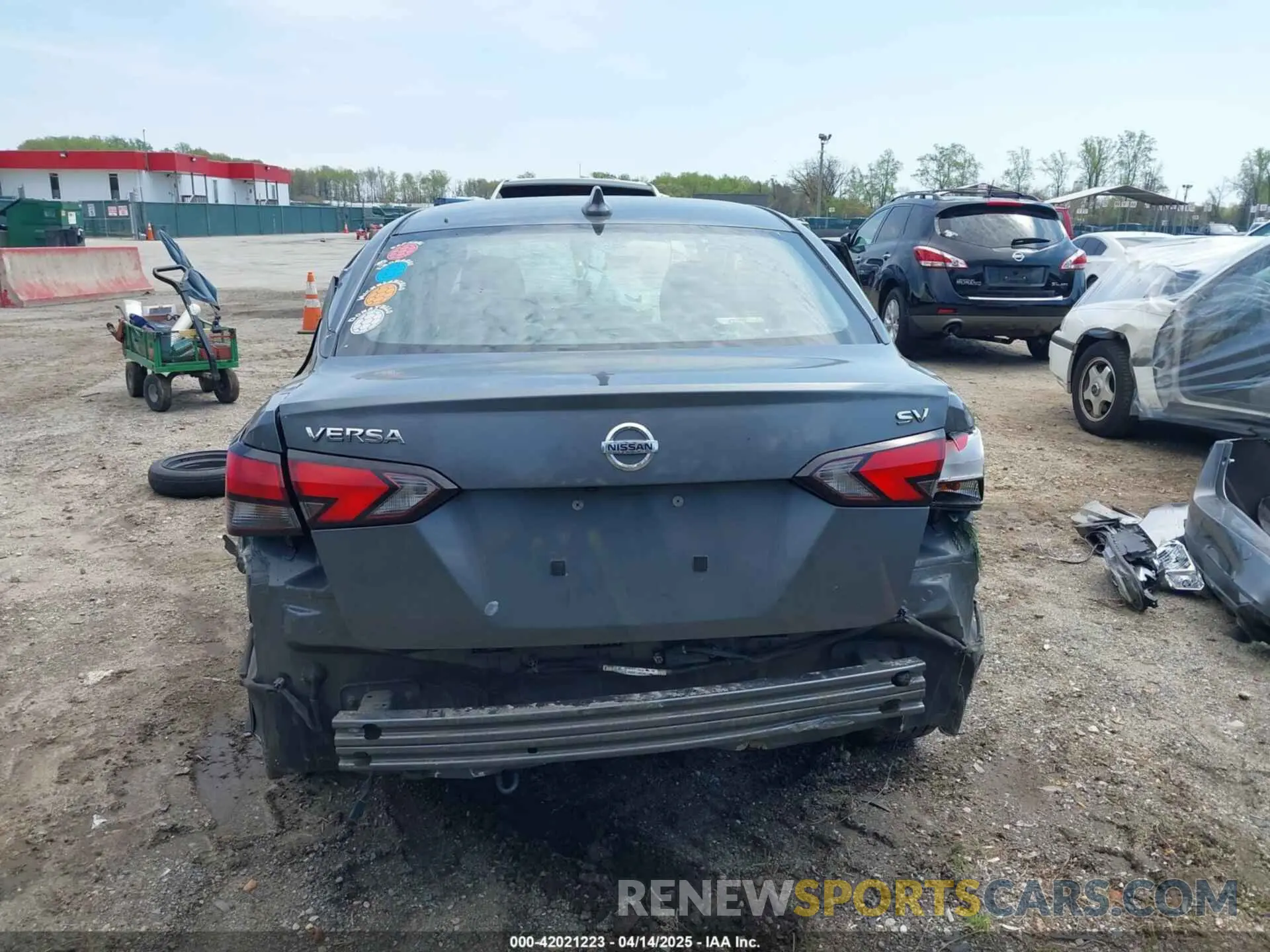 17 Photograph of a damaged car 3N1CN8EVXML831650 NISSAN VERSA 2021