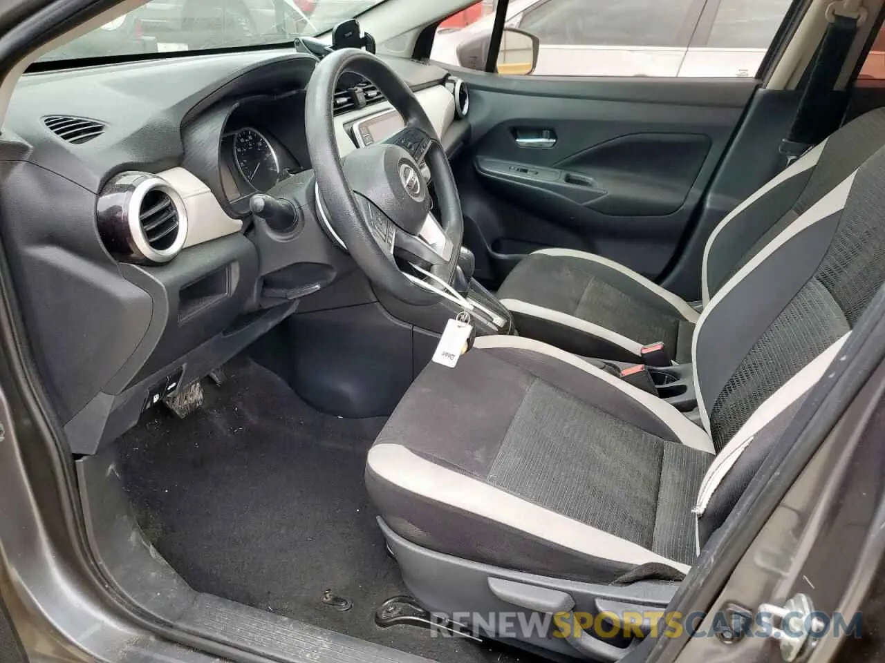 7 Photograph of a damaged car 3N1CN8EVXML841207 NISSAN VERSA 2021