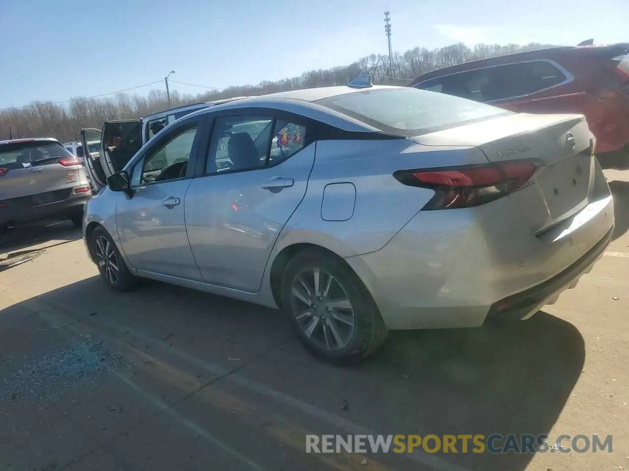 2 Photograph of a damaged car 3N1CN8EVXML852045 NISSAN VERSA 2021