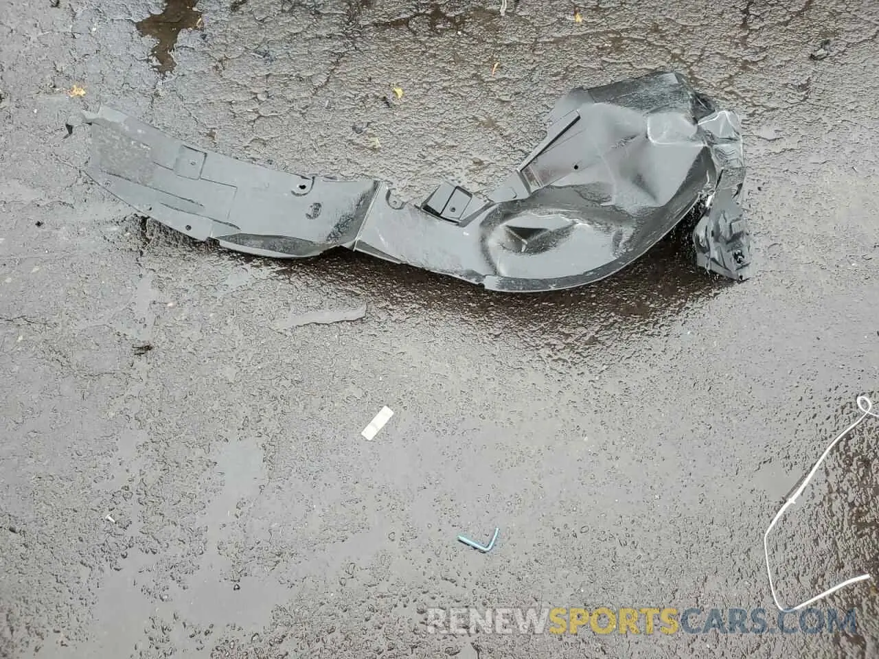 12 Photograph of a damaged car 3N1CN8EVXML862039 NISSAN VERSA 2021