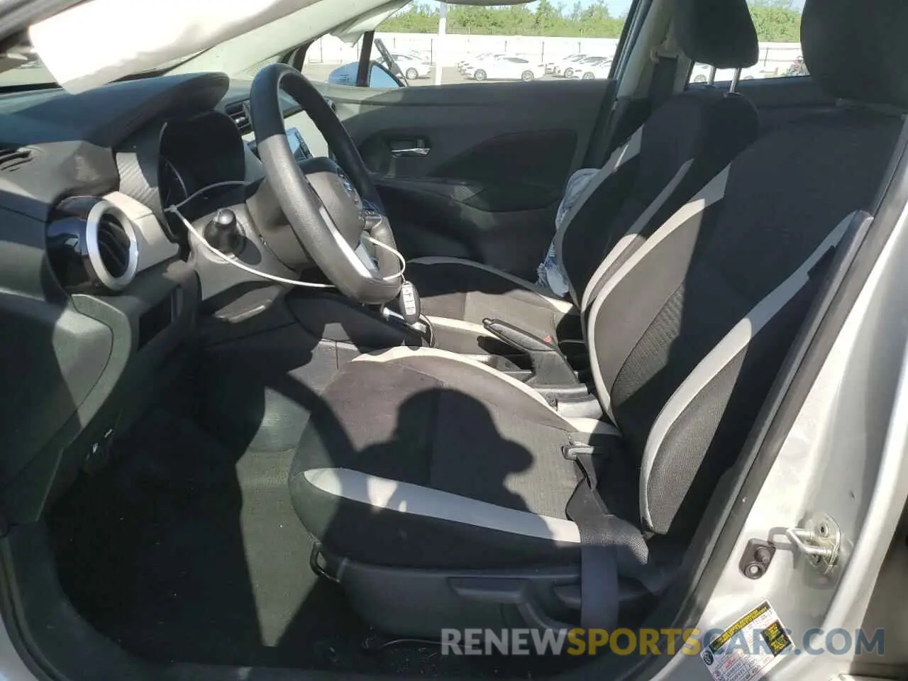 7 Photograph of a damaged car 3N1CN8EVXML867306 NISSAN VERSA 2021