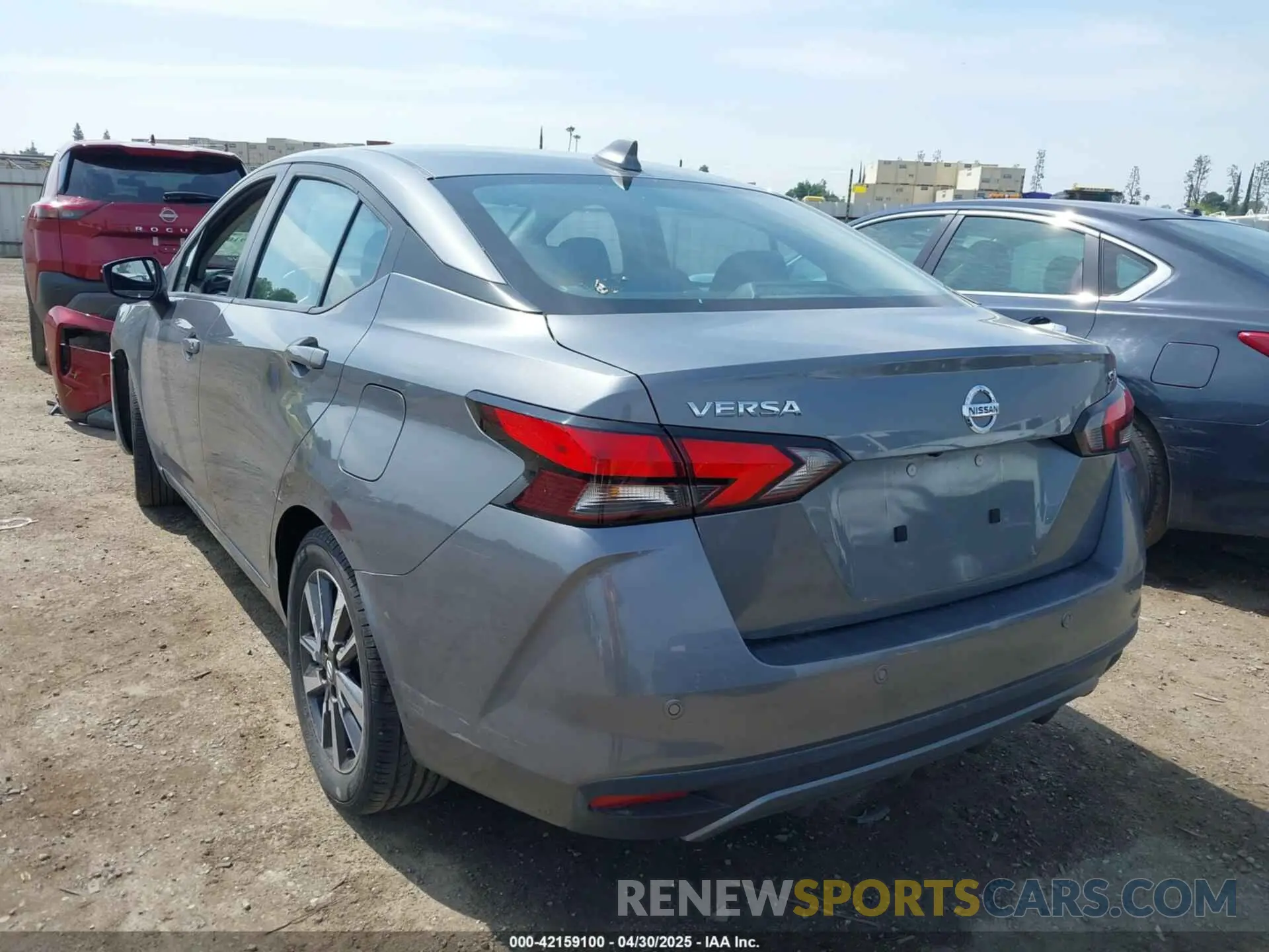 3 Photograph of a damaged car 3N1CN8EVXML868505 NISSAN VERSA 2021