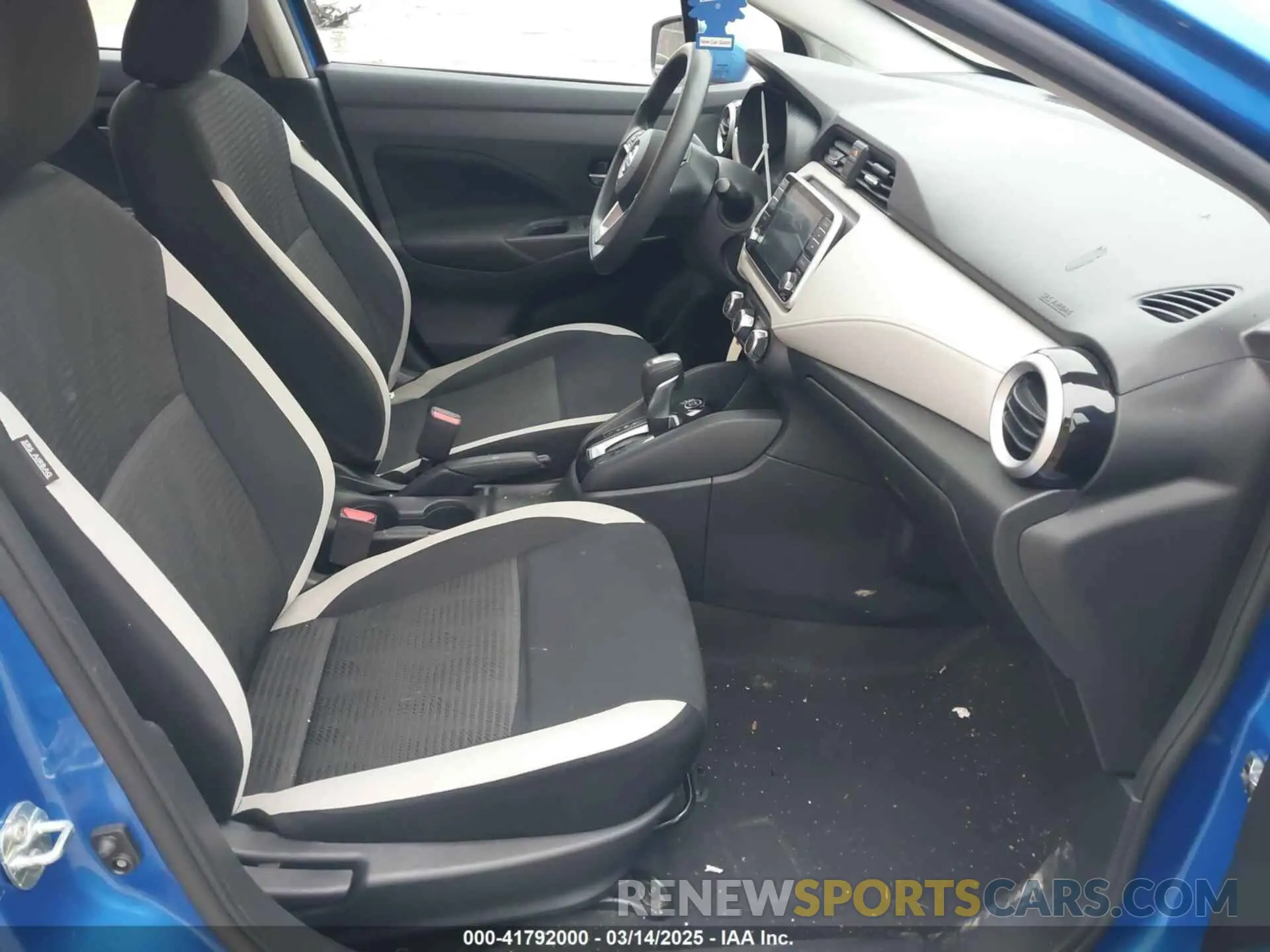 5 Photograph of a damaged car 3N1CN8EVXML891735 NISSAN VERSA 2021