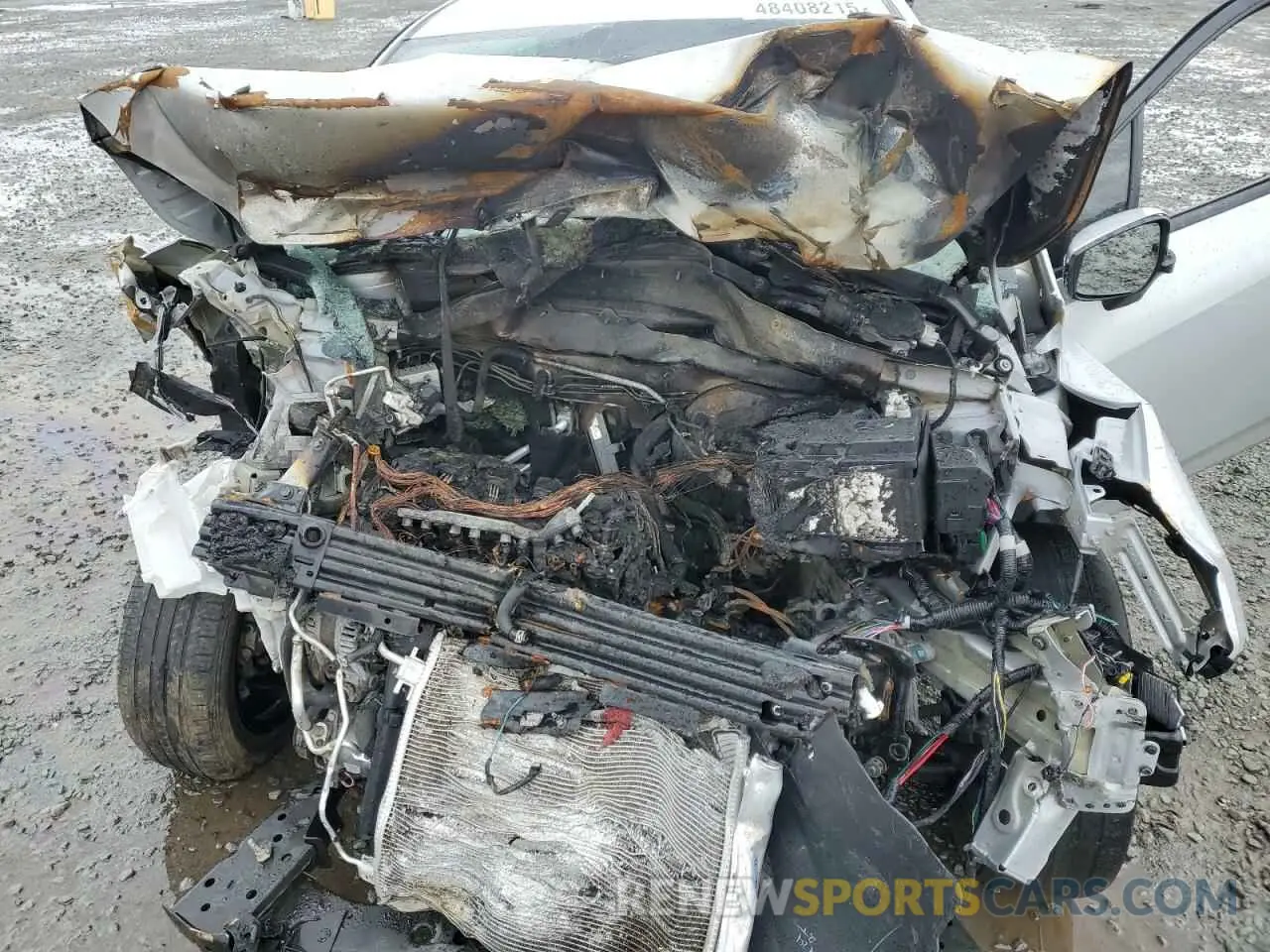 11 Photograph of a damaged car 3N1CN8EVXML914317 NISSAN VERSA 2021