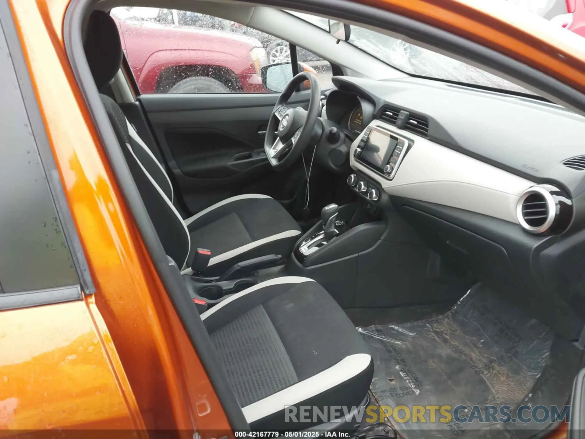 5 Photograph of a damaged car 3N1CN8EVXML917542 NISSAN VERSA 2021