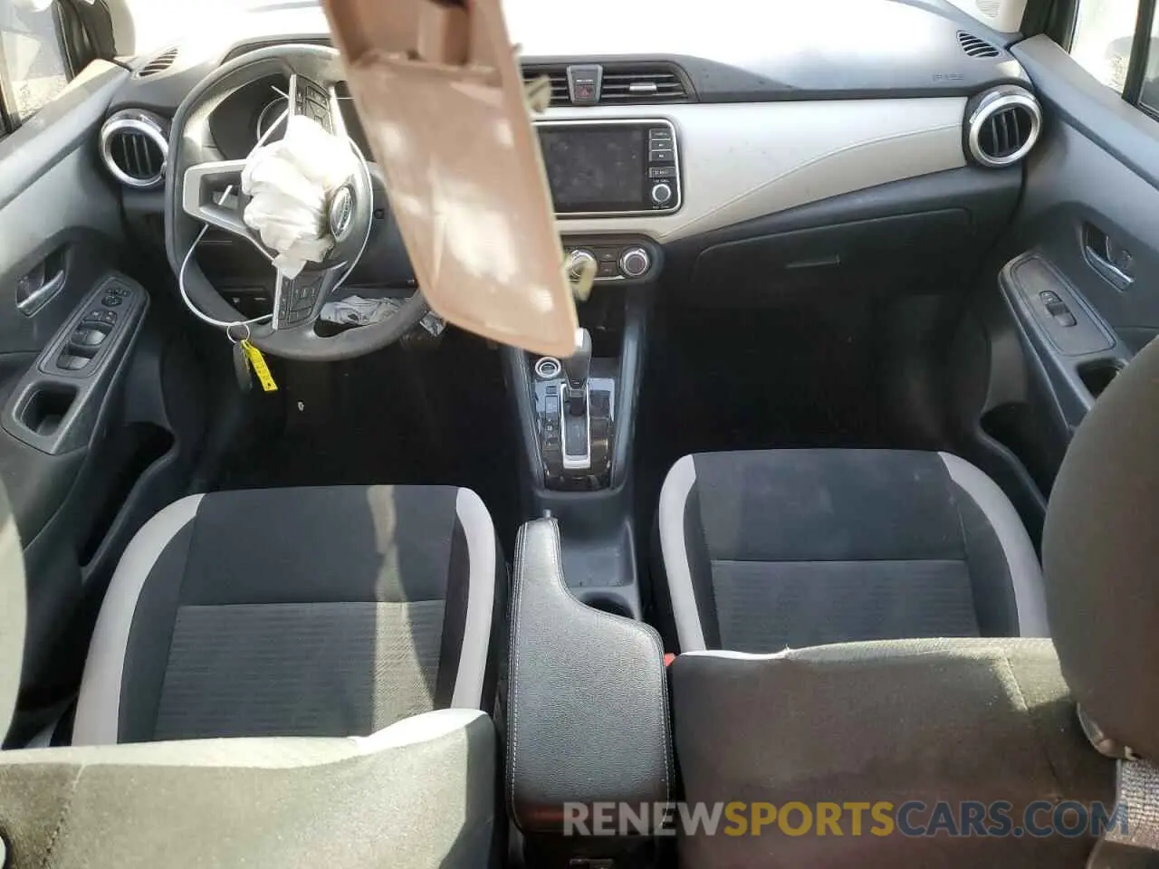 8 Photograph of a damaged car 3N1CN8EVXML925432 NISSAN VERSA 2021