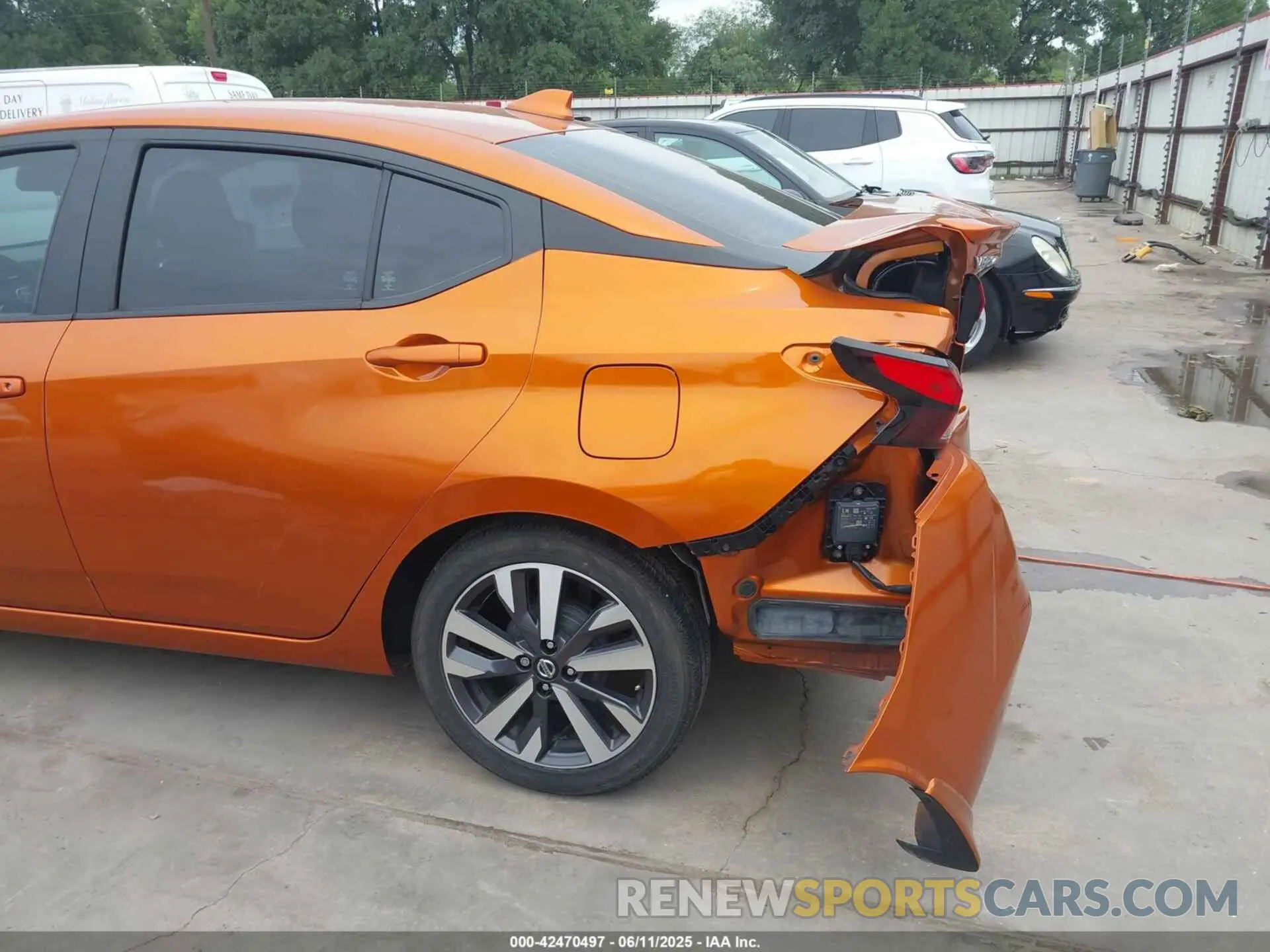20 Photograph of a damaged car 3N1CN8FV0ML897199 NISSAN VERSA 2021