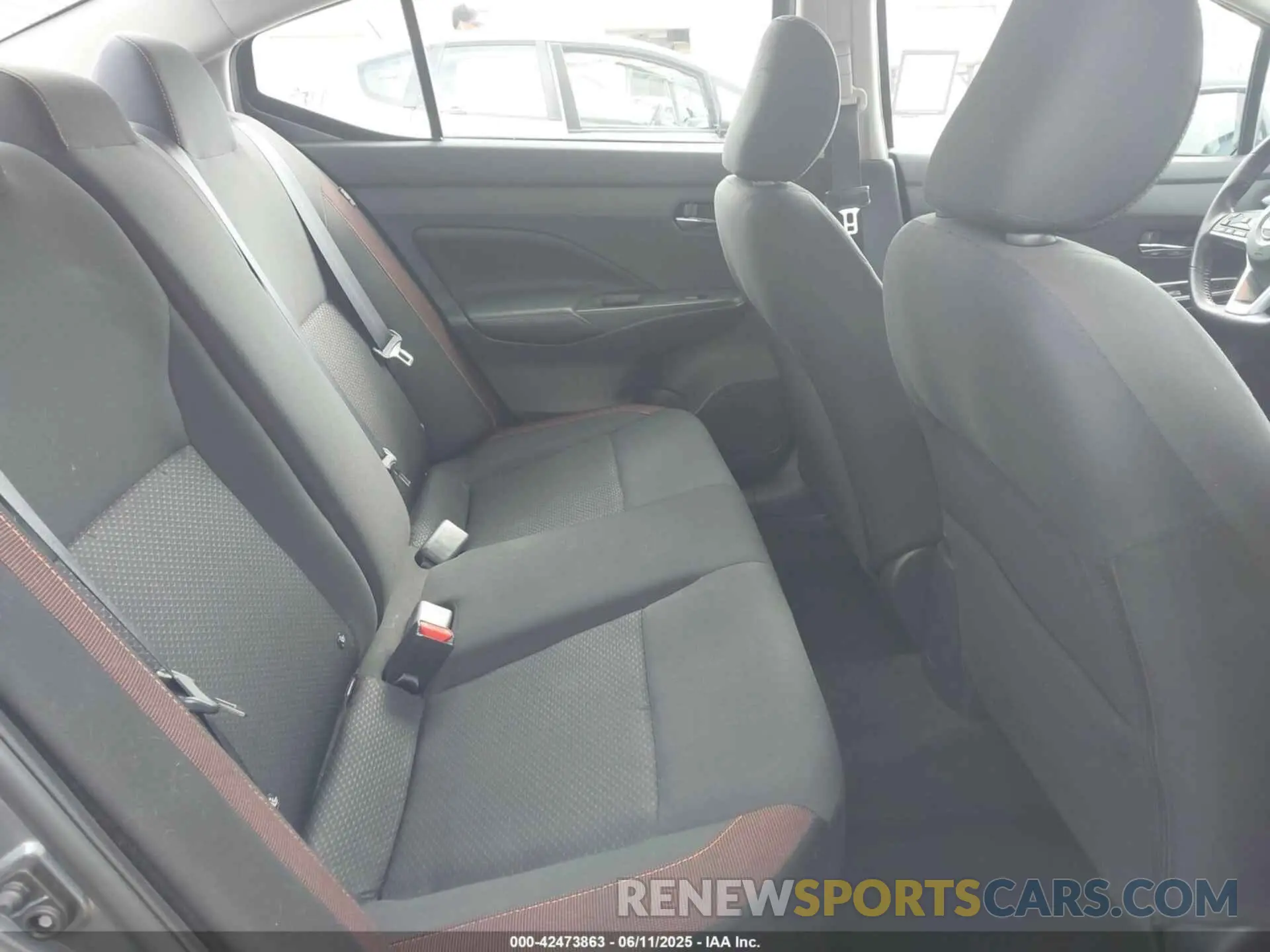 8 Photograph of a damaged car 3N1CN8FV0ML924370 NISSAN VERSA 2021