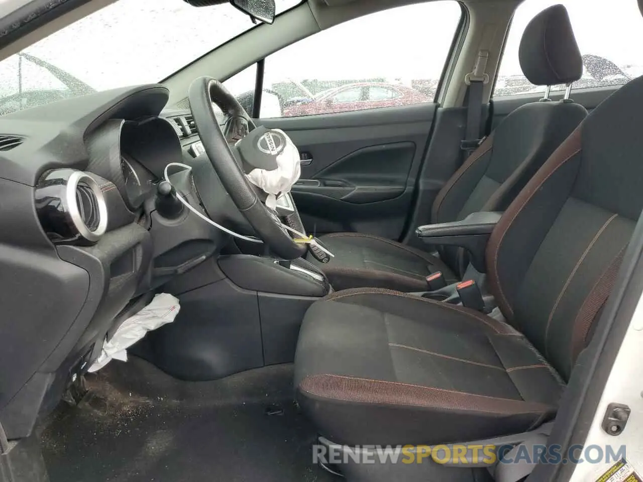 7 Photograph of a damaged car 3N1CN8FV2ML923513 NISSAN VERSA 2021