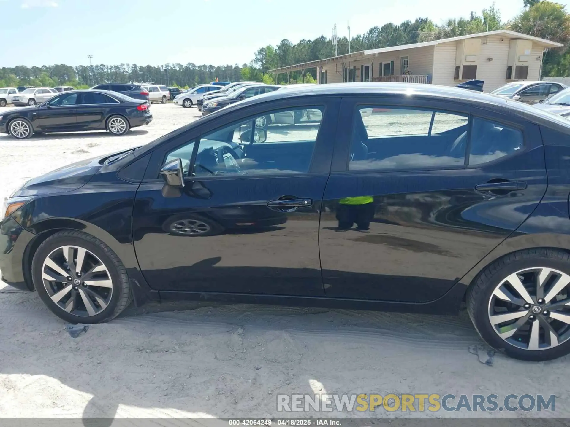 14 Photograph of a damaged car 3N1CN8FV4ML880356 NISSAN VERSA 2021
