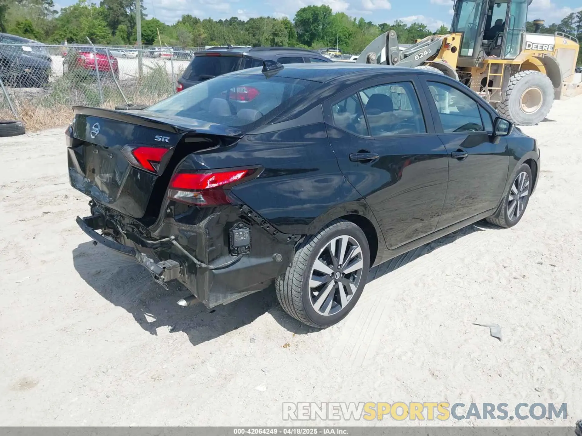 4 Photograph of a damaged car 3N1CN8FV4ML880356 NISSAN VERSA 2021