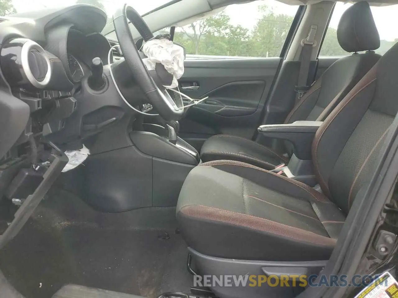 7 Photograph of a damaged car 3N1CN8FV5ML808372 NISSAN VERSA 2021