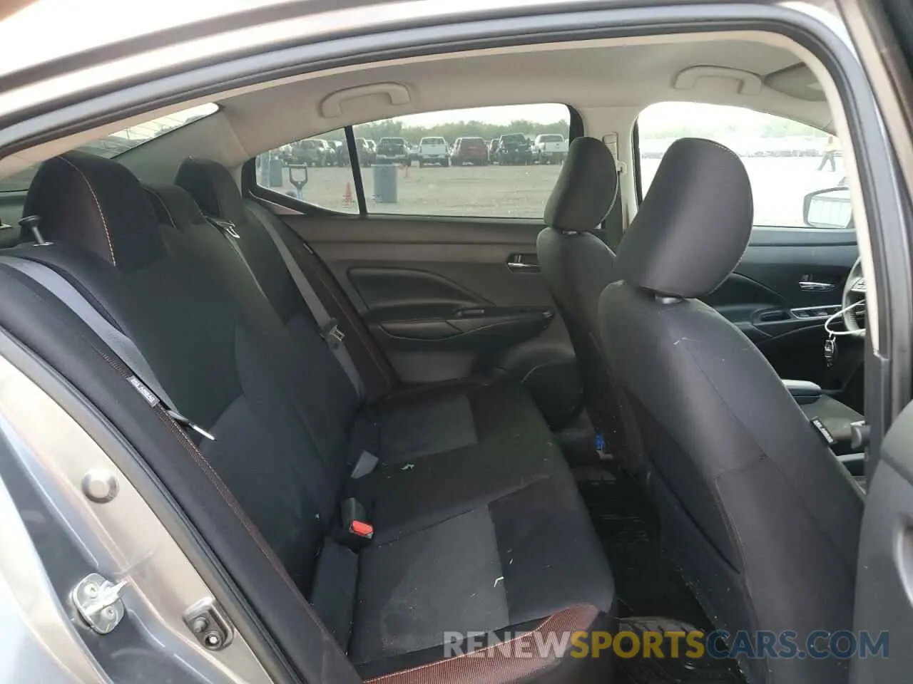10 Photograph of a damaged car 3N1CN8FV6ML820515 NISSAN VERSA 2021