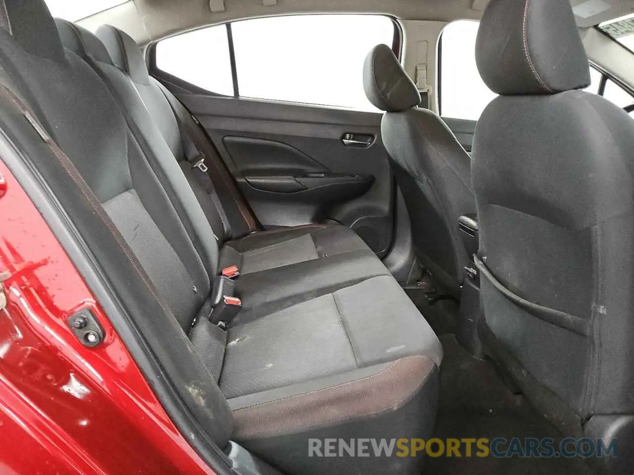 10 Photograph of a damaged car 3N1CN8FV6ML879922 NISSAN VERSA 2021