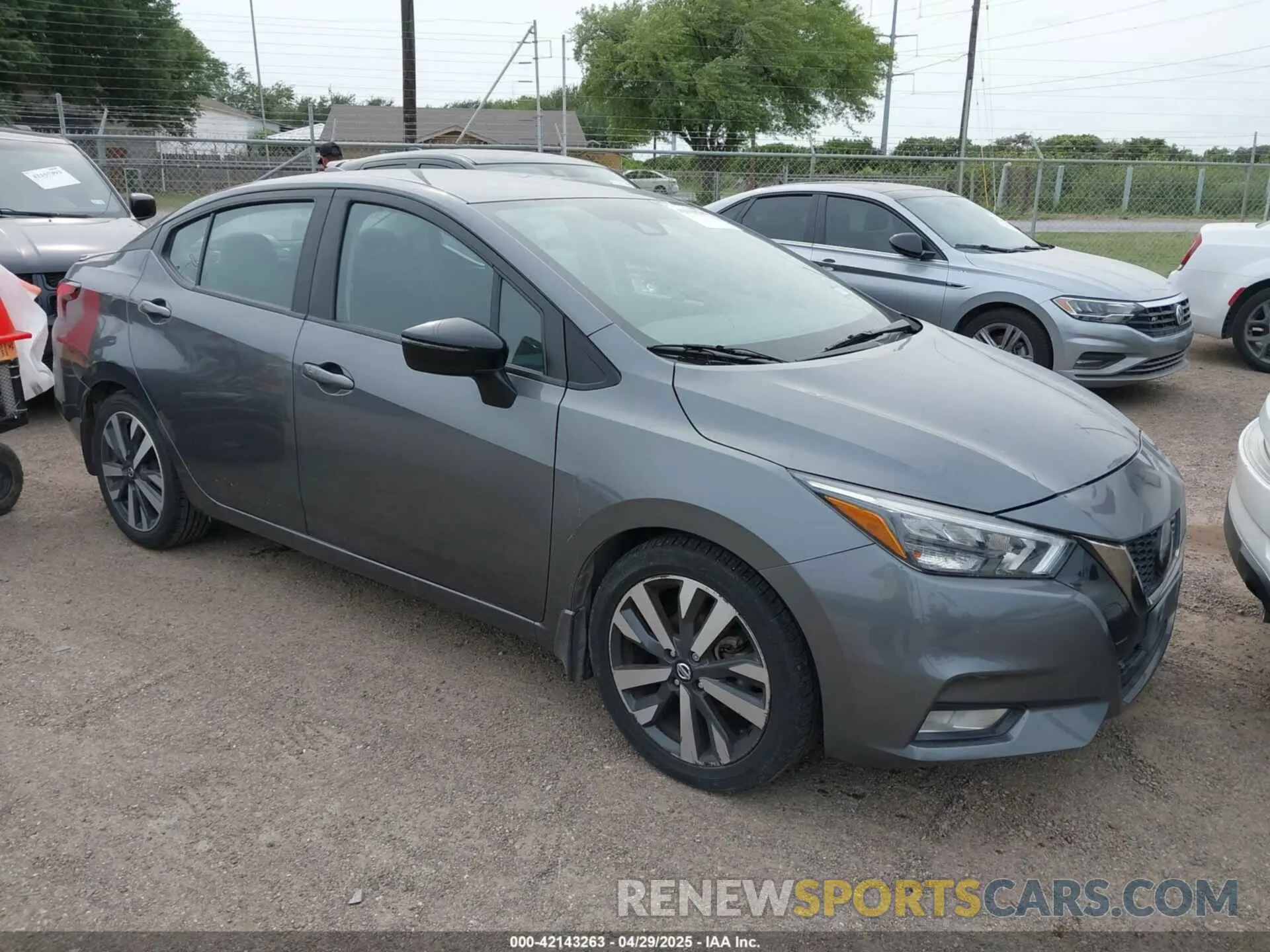 1 Photograph of a damaged car 3N1CN8FV8ML817521 NISSAN VERSA 2021