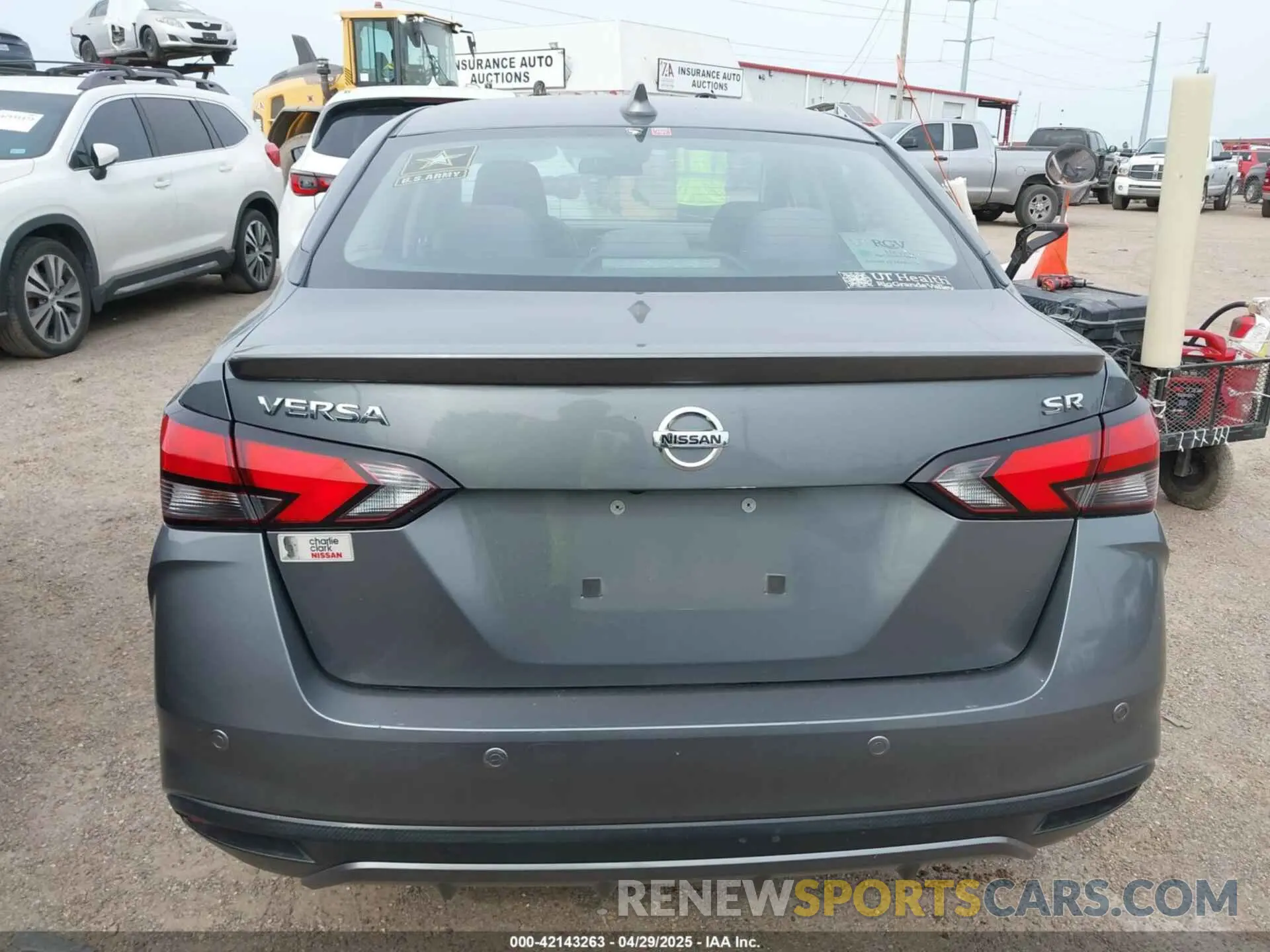 15 Photograph of a damaged car 3N1CN8FV8ML817521 NISSAN VERSA 2021