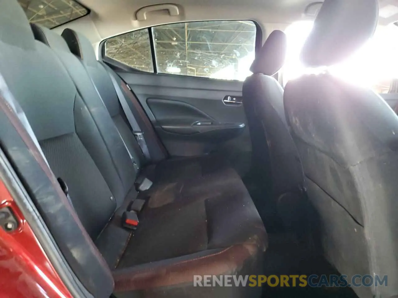 10 Photograph of a damaged car 3N1CN8FV8ML845755 NISSAN VERSA 2021