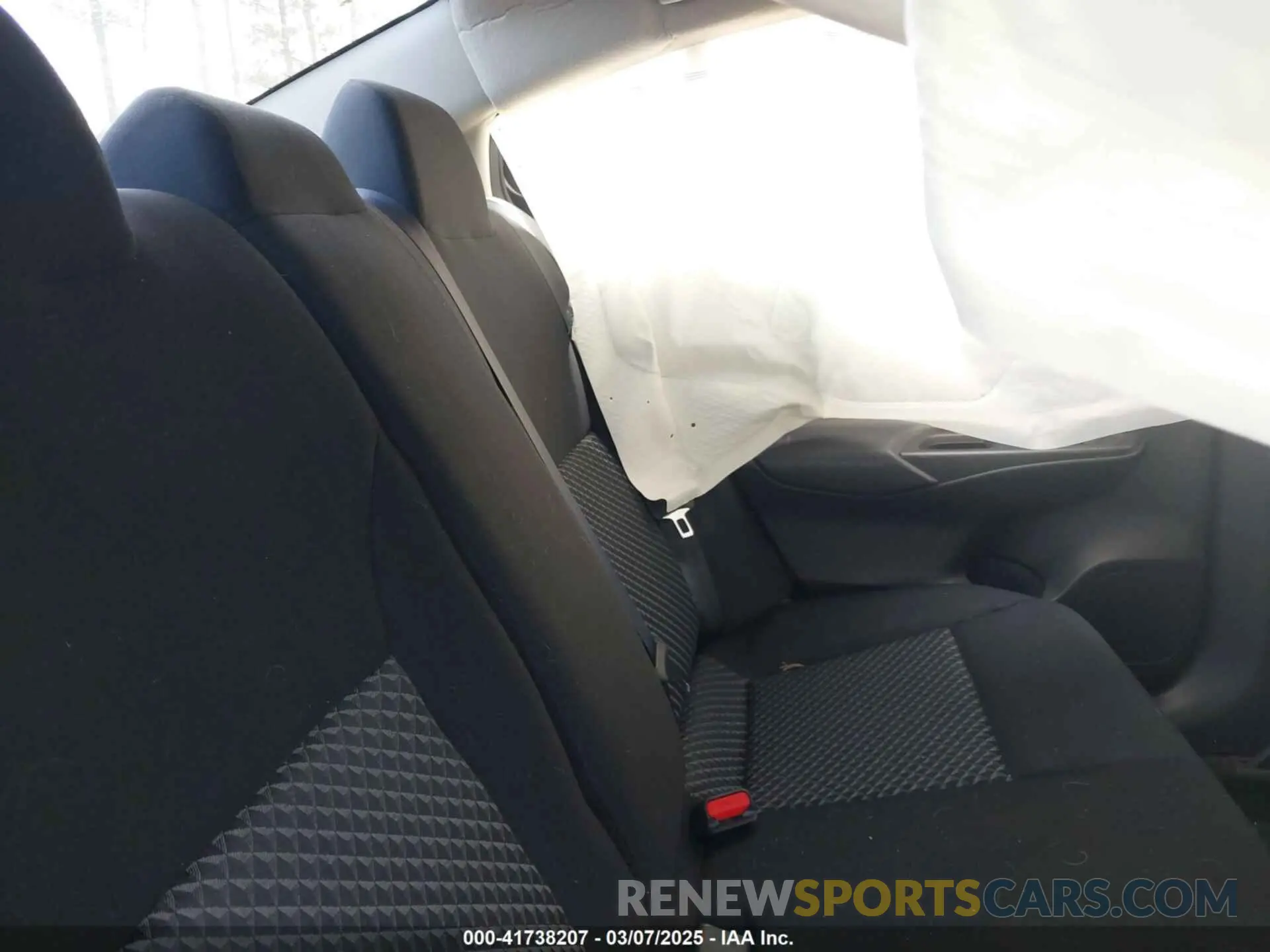 8 Photograph of a damaged car 3N1CN8DV1NL820670 NISSAN VERSA 2022