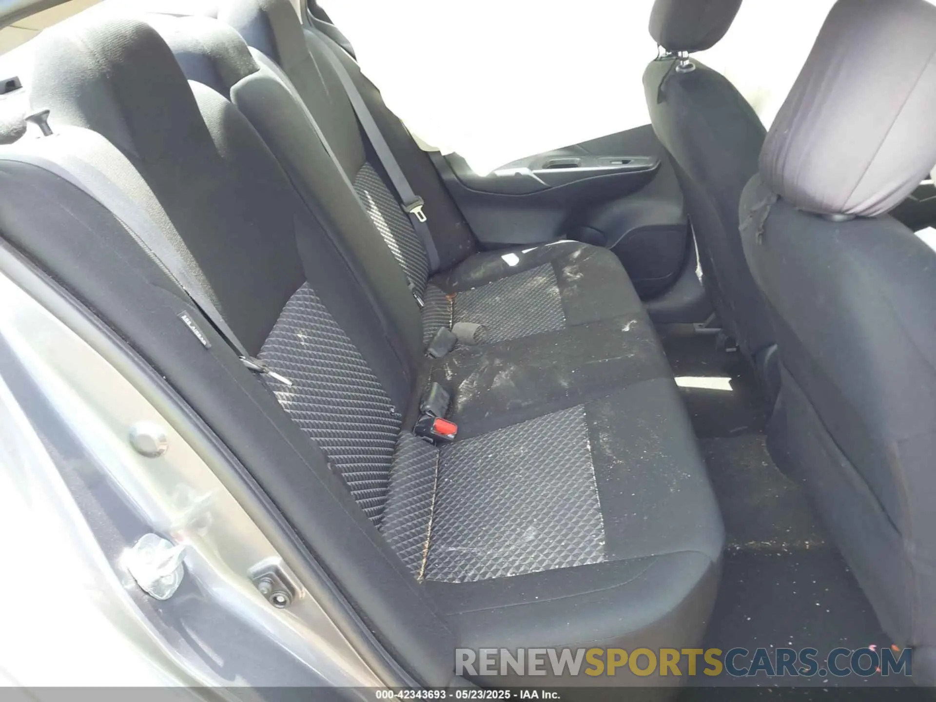 8 Photograph of a damaged car 3N1CN8DV1NL821494 NISSAN VERSA 2022