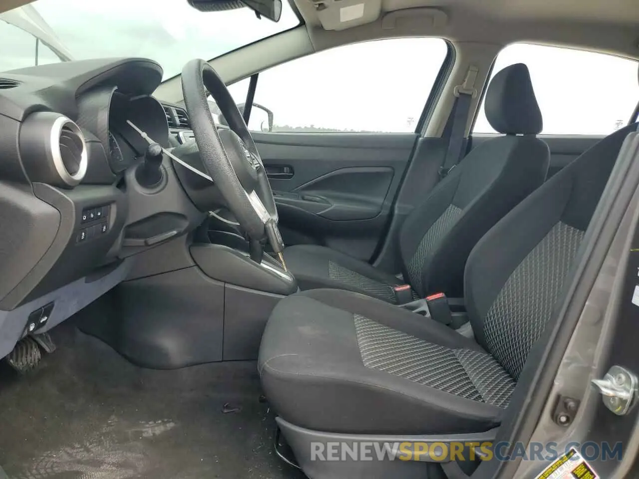 7 Photograph of a damaged car 3N1CN8DV2NL847876 NISSAN VERSA 2022