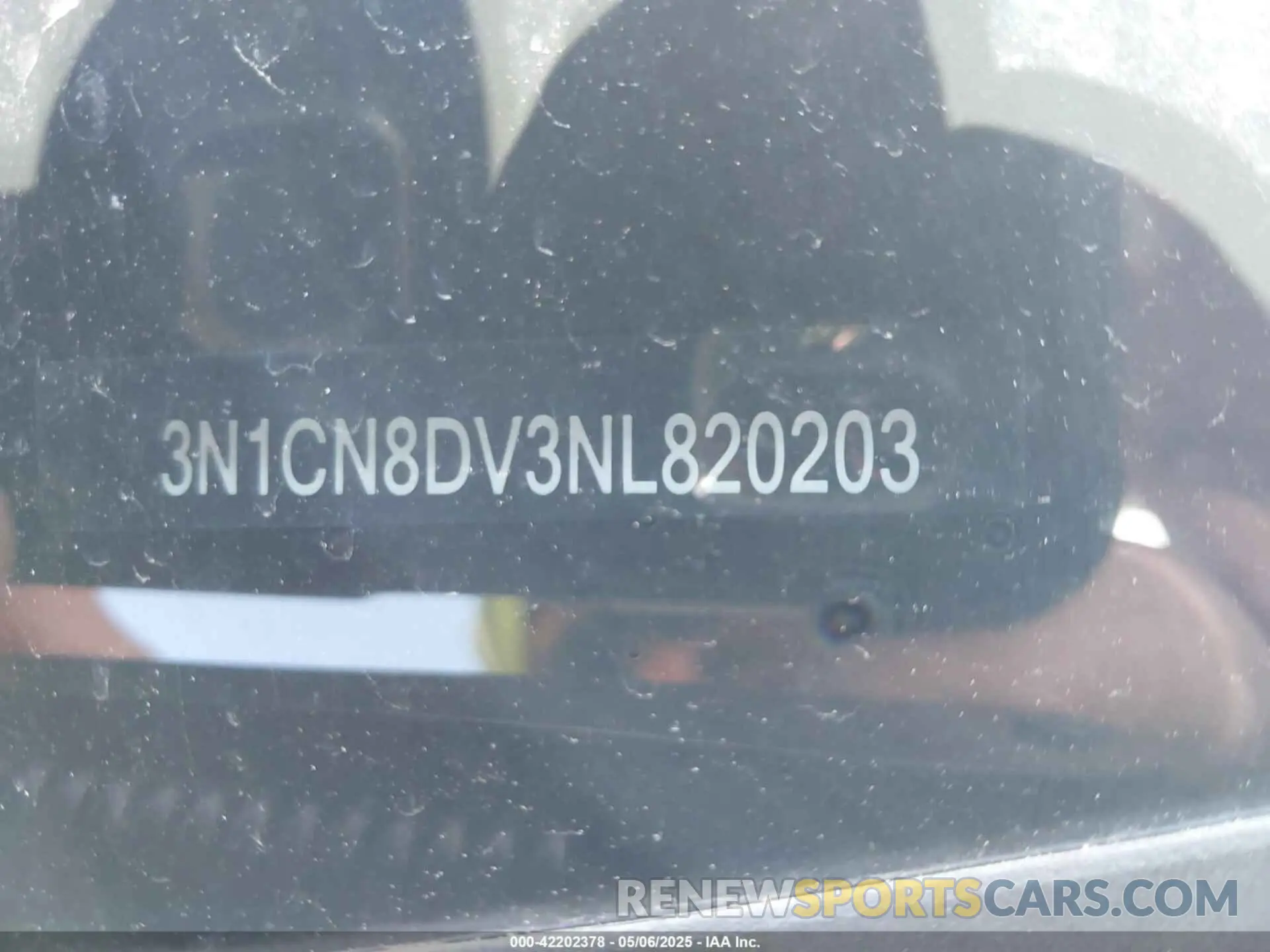 9 Photograph of a damaged car 3N1CN8DV3NL820203 NISSAN VERSA 2022