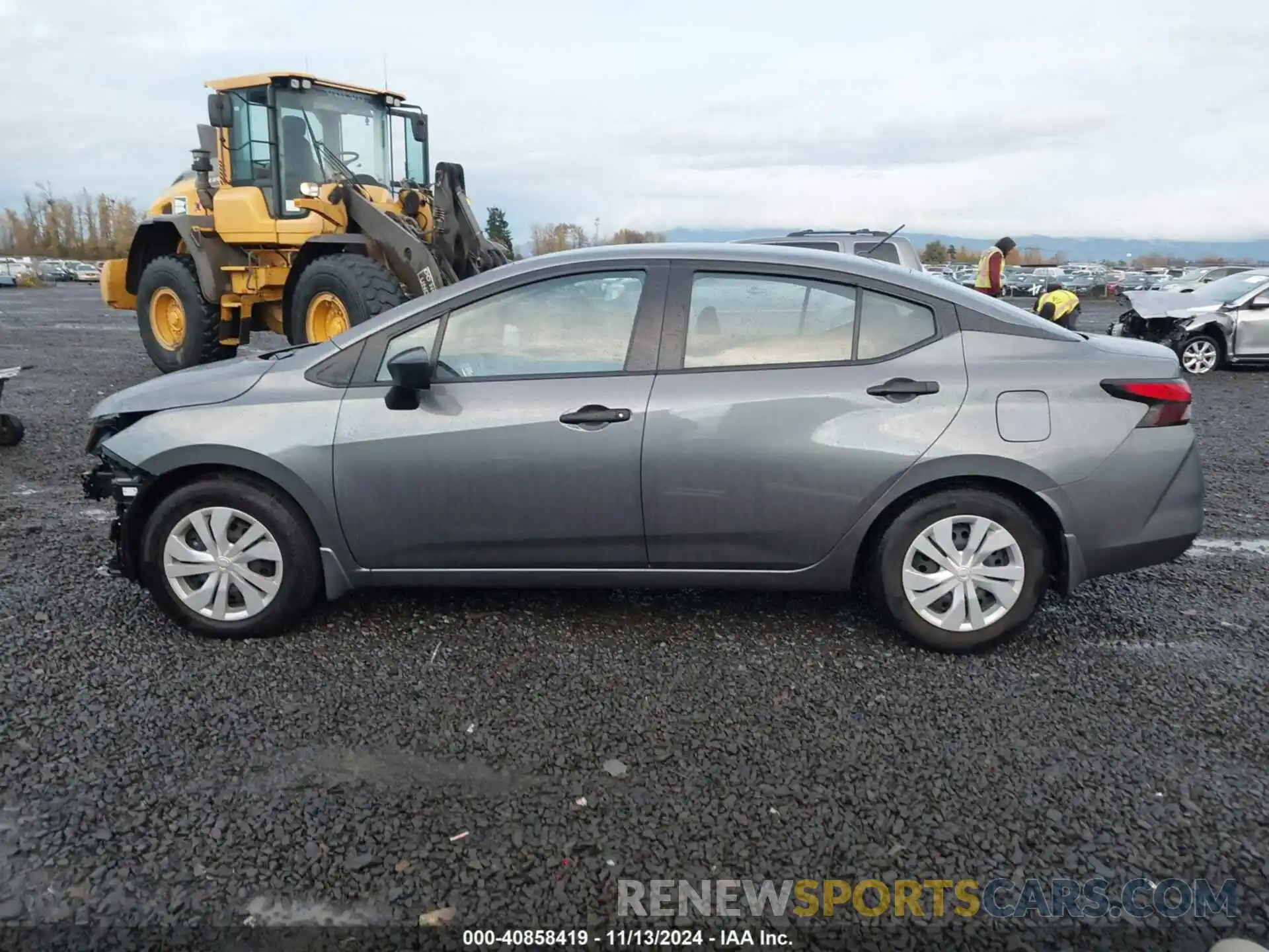 15 Photograph of a damaged car 3N1CN8DV6NL867189 NISSAN VERSA 2022