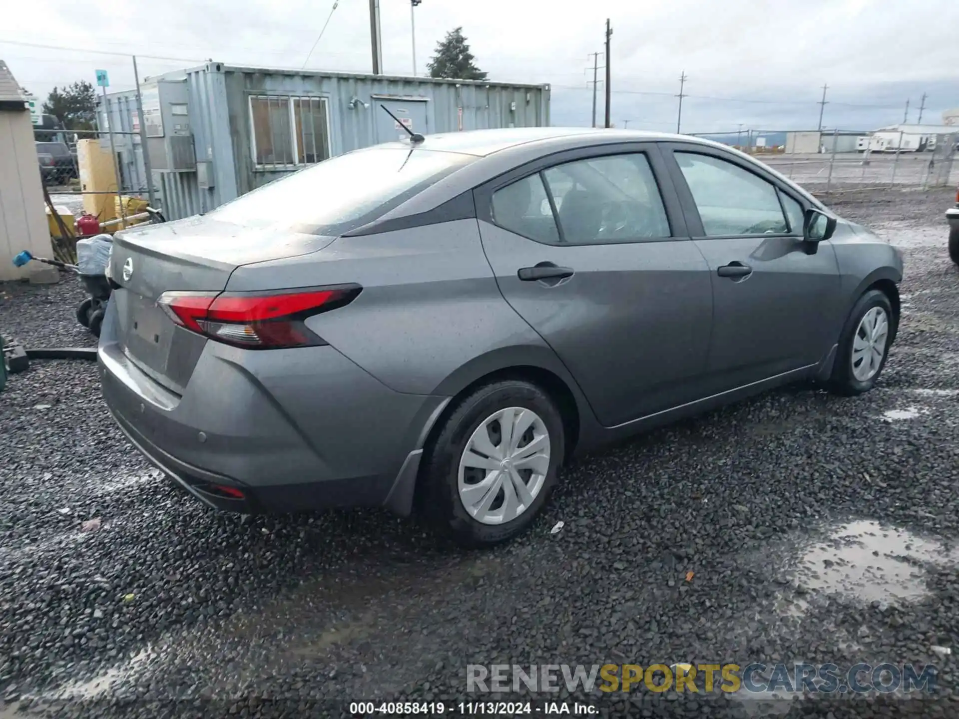 4 Photograph of a damaged car 3N1CN8DV6NL867189 NISSAN VERSA 2022