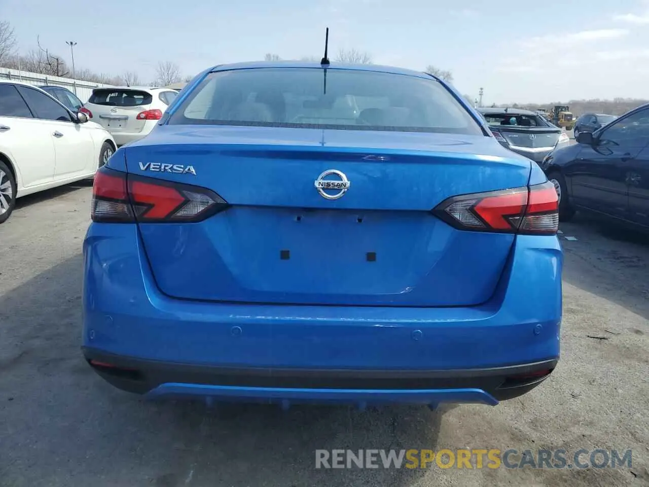 6 Photograph of a damaged car 3N1CN8DV7NL840325 NISSAN VERSA 2022