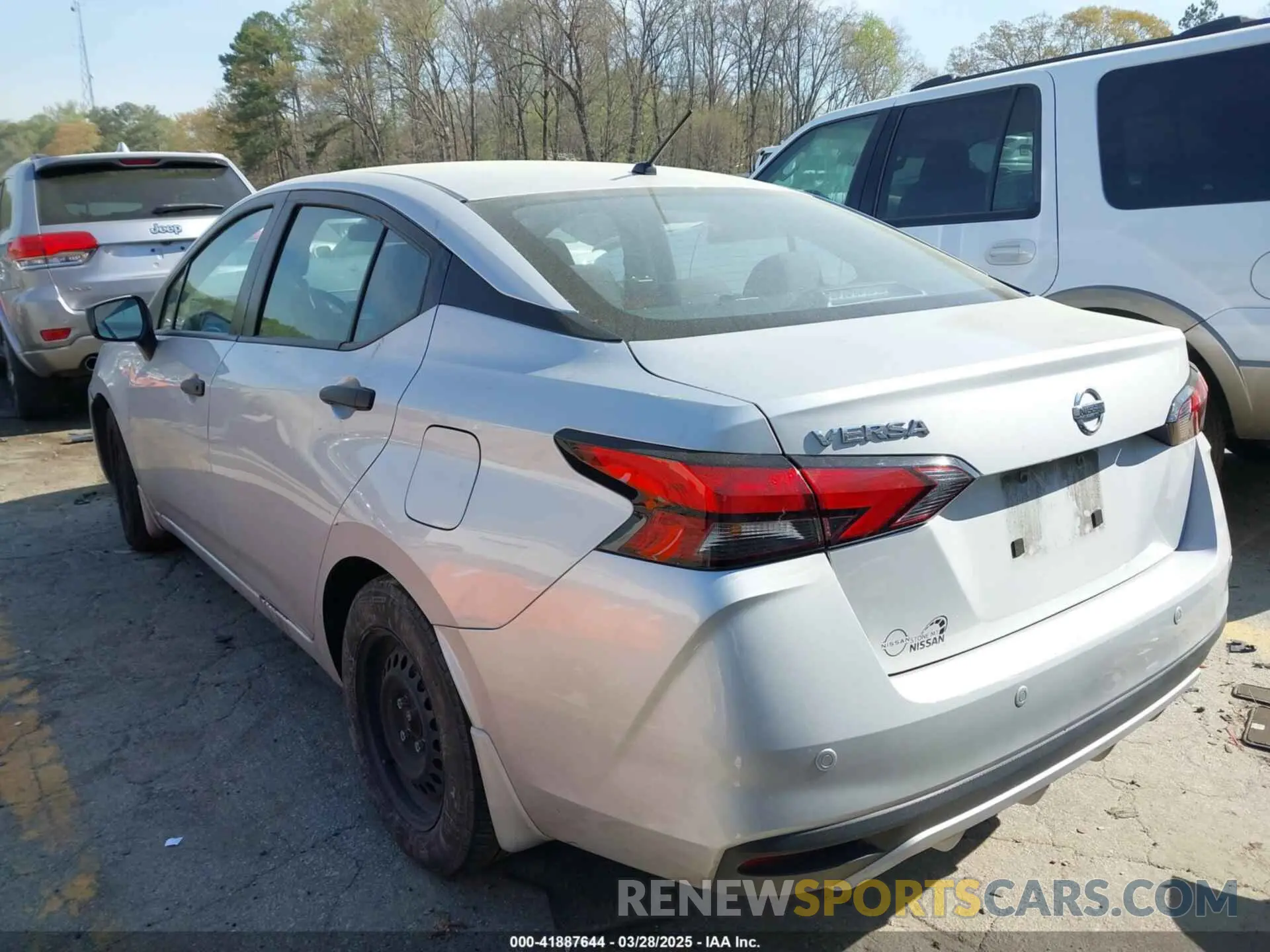 3 Photograph of a damaged car 3N1CN8DV7NL861563 NISSAN VERSA 2022