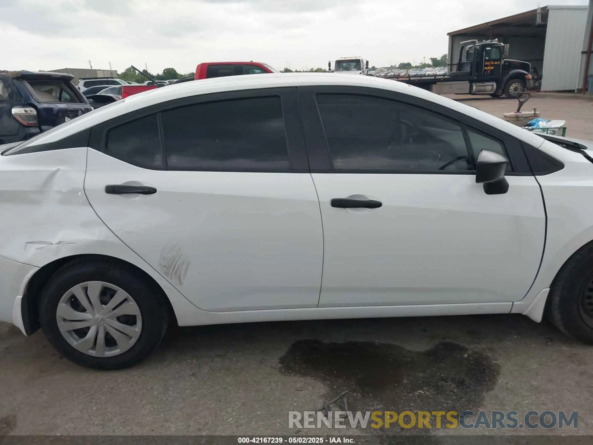 13 Photograph of a damaged car 3N1CN8DV7NL861725 NISSAN VERSA 2022