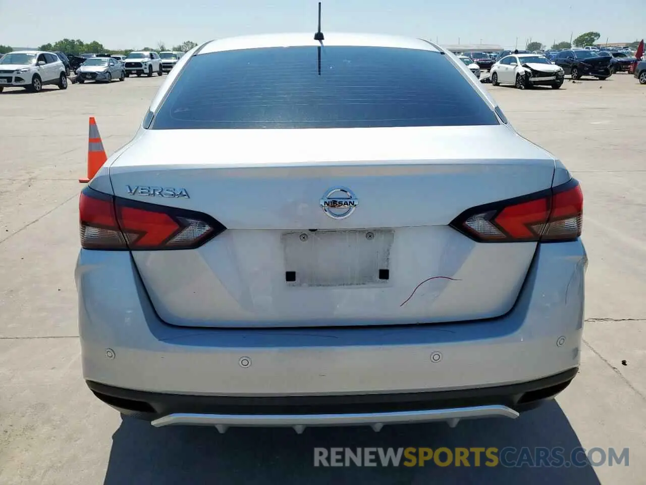 6 Photograph of a damaged car 3N1CN8DV8NL841550 NISSAN VERSA 2022