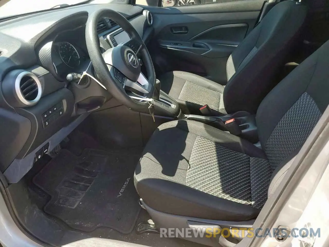 7 Photograph of a damaged car 3N1CN8DV8NL841550 NISSAN VERSA 2022