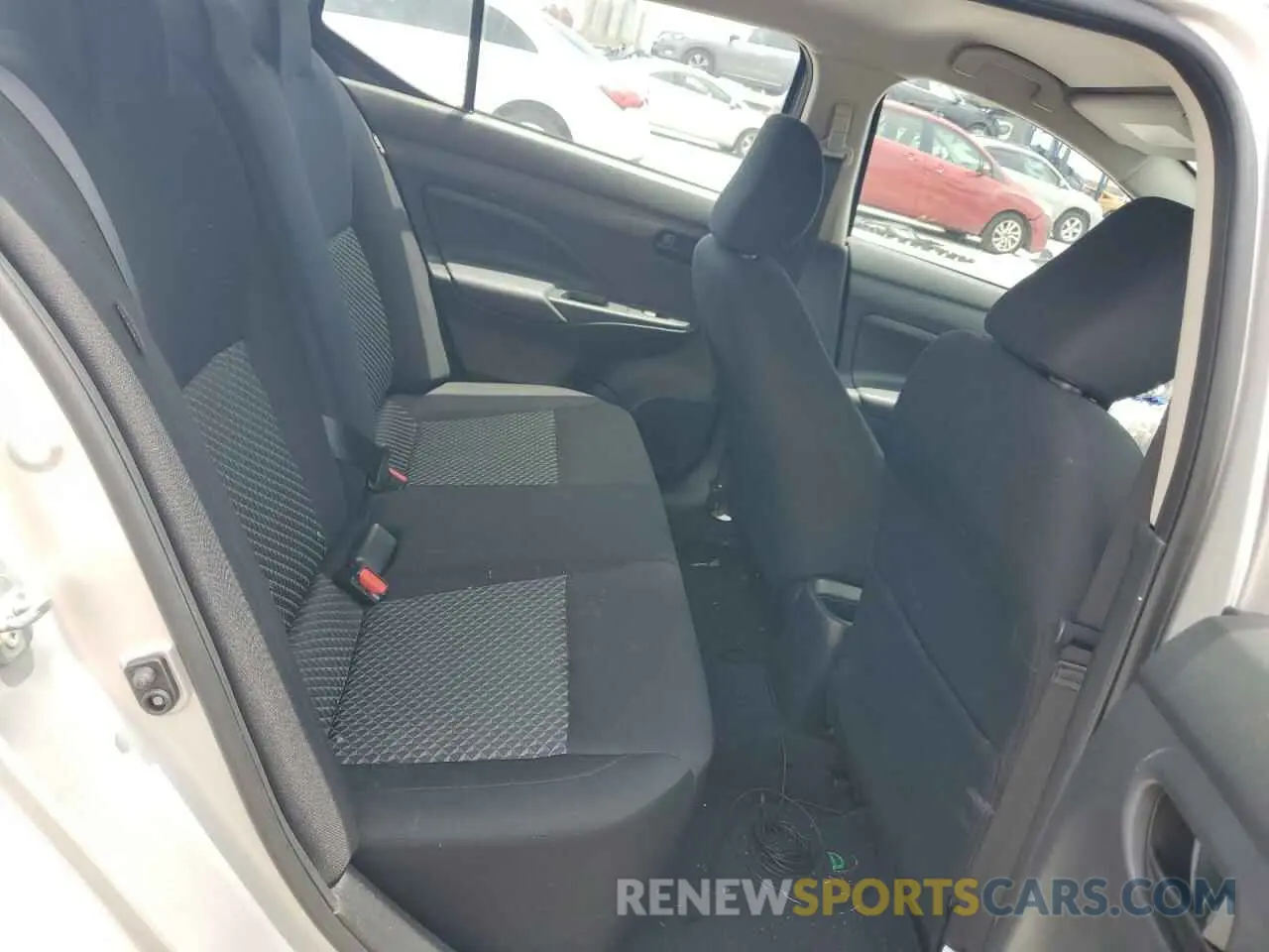 10 Photograph of a damaged car 3N1CN8DV9NL833649 NISSAN VERSA 2022