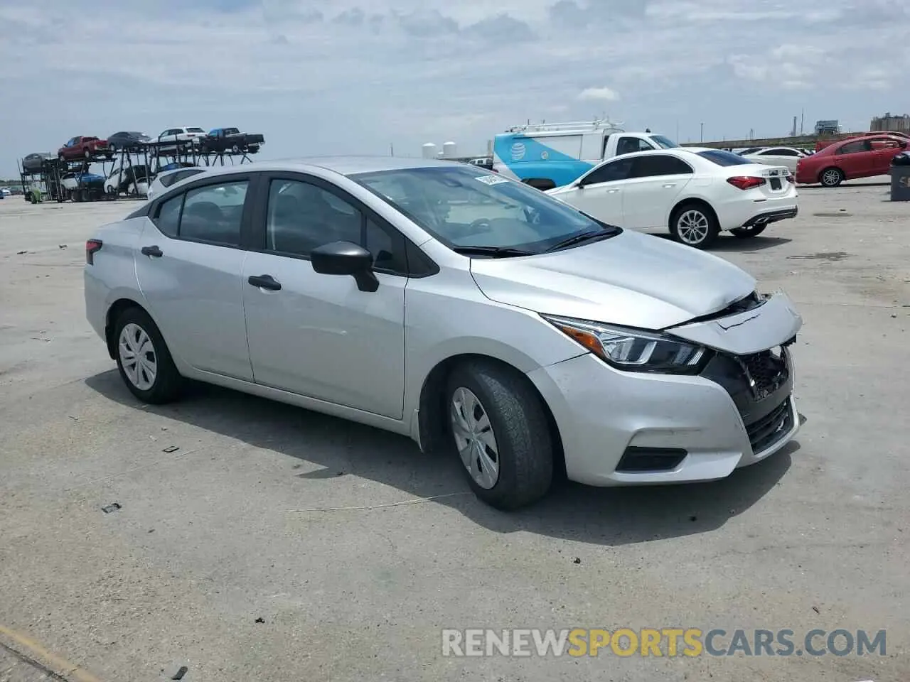 4 Photograph of a damaged car 3N1CN8DV9NL833649 NISSAN VERSA 2022