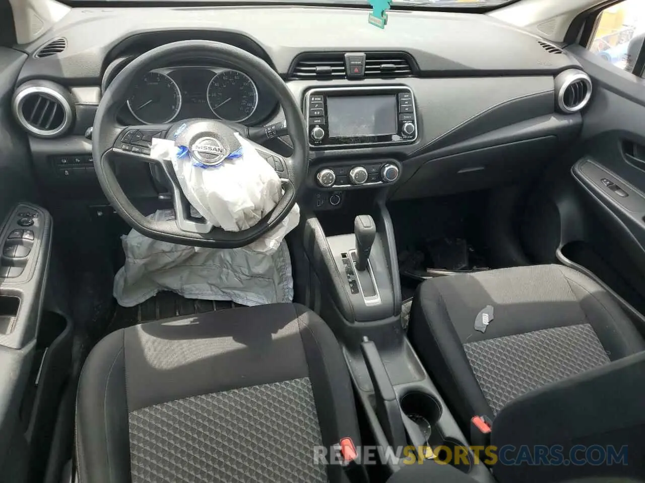8 Photograph of a damaged car 3N1CN8DV9NL833649 NISSAN VERSA 2022