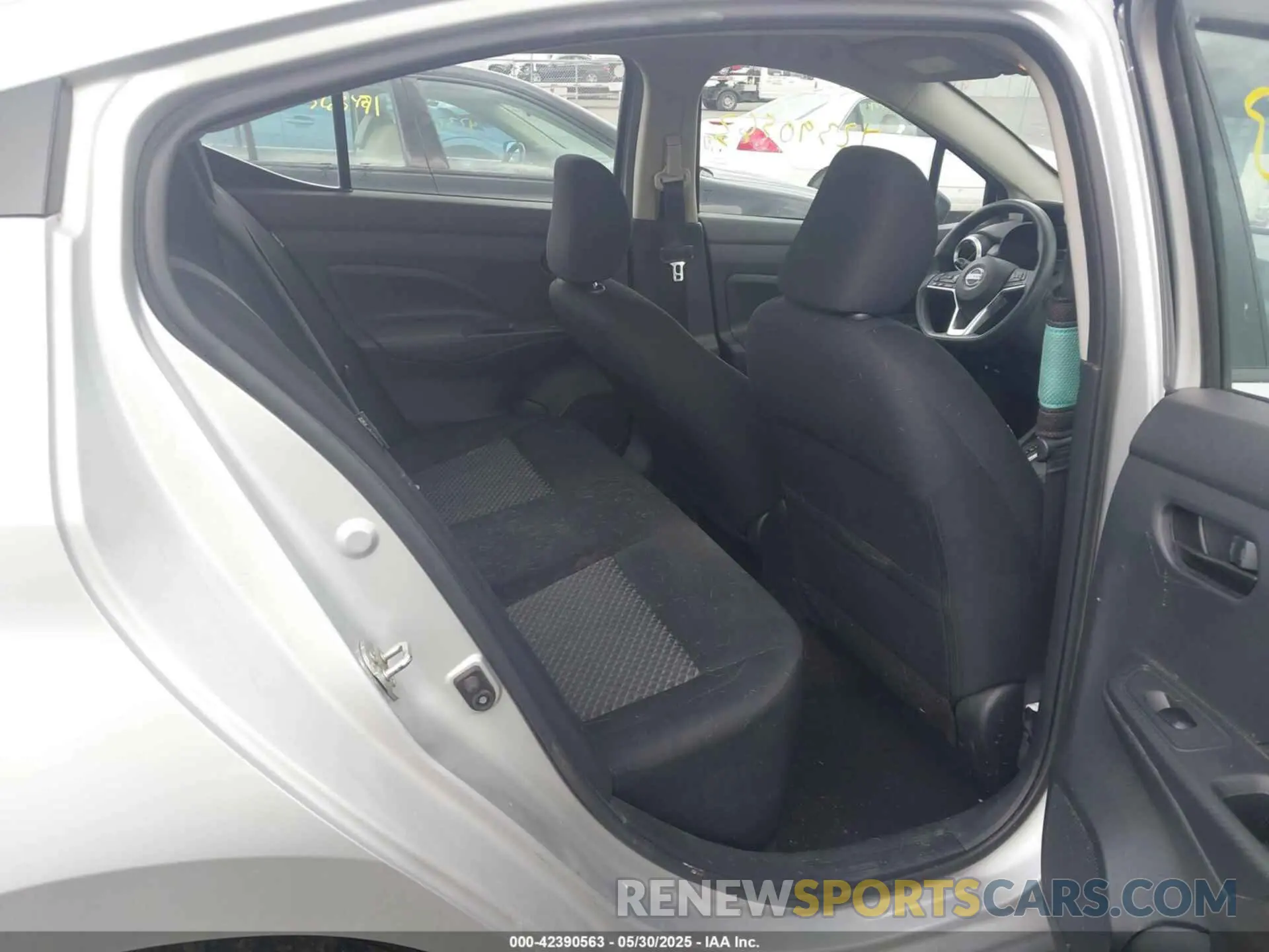 8 Photograph of a damaged car 3N1CN8DVXNL862190 NISSAN VERSA 2022