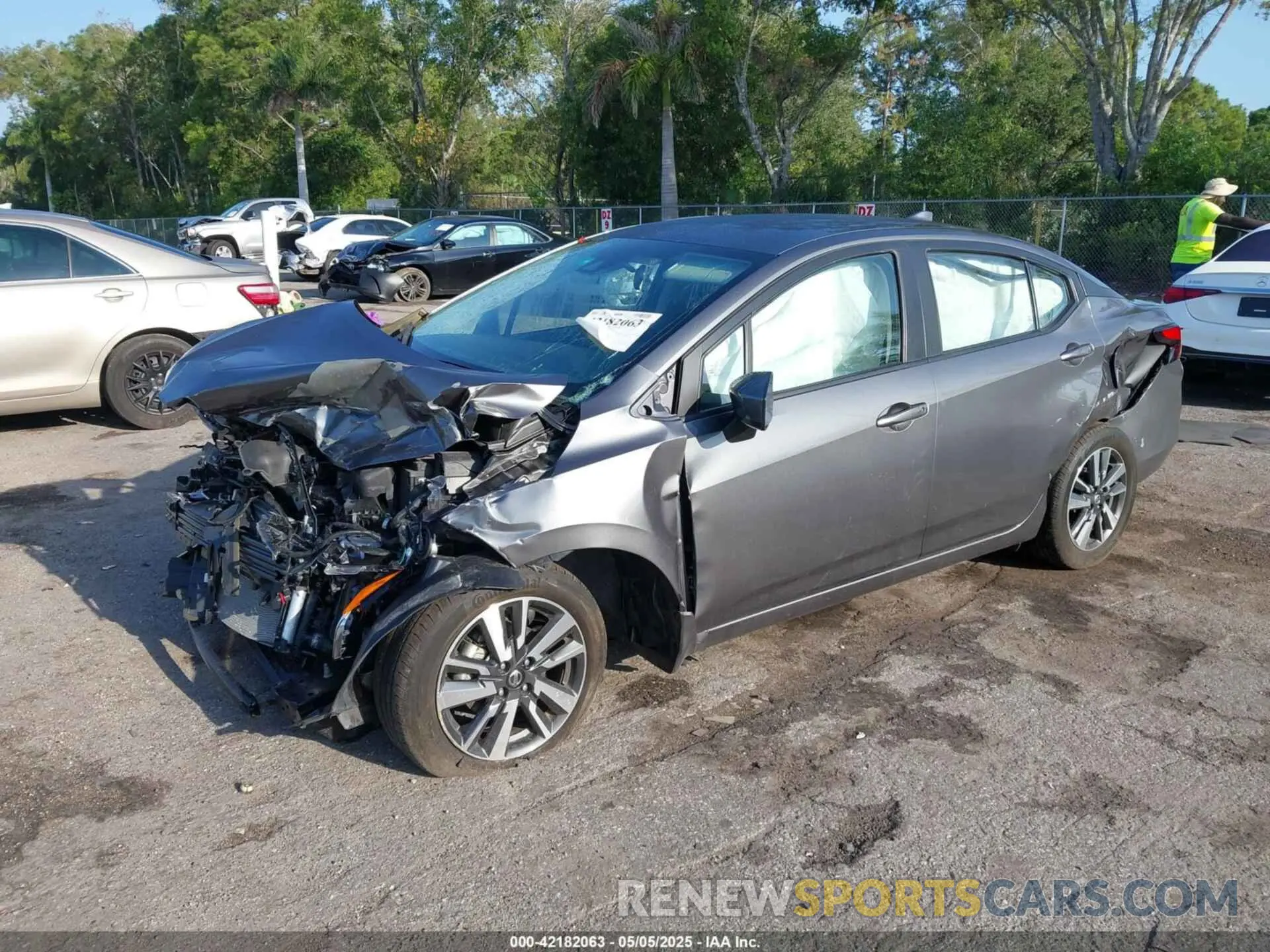 2 Photograph of a damaged car 3N1CN8EV0NL863749 NISSAN VERSA 2022