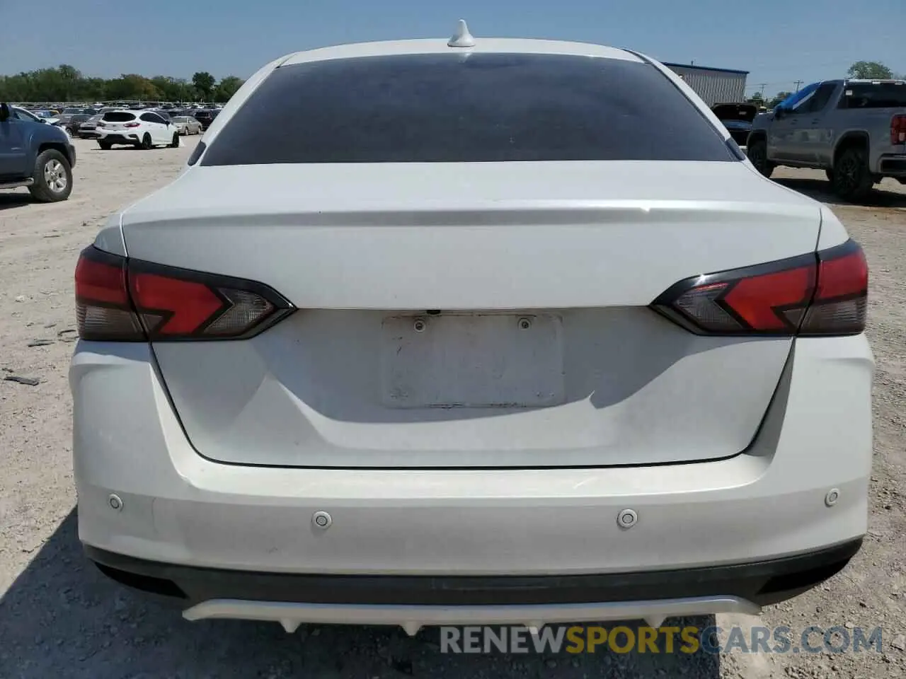 6 Photograph of a damaged car 3N1CN8EV1NL852274 NISSAN VERSA 2022