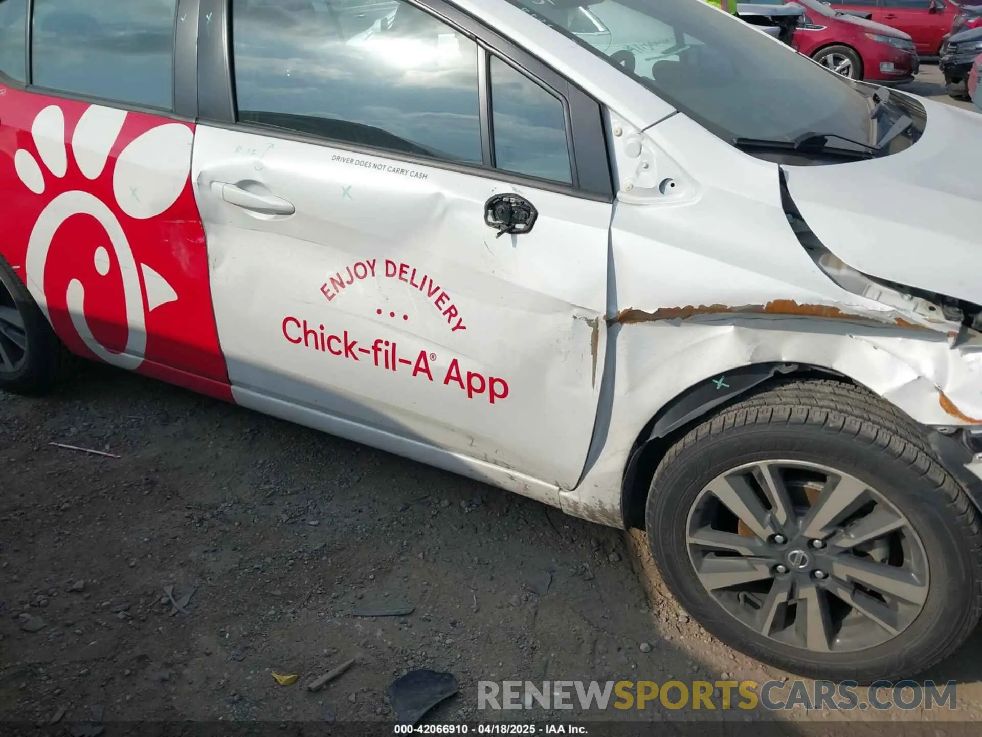 17 Photograph of a damaged car 3N1CN8EV3NL849005 NISSAN VERSA 2022