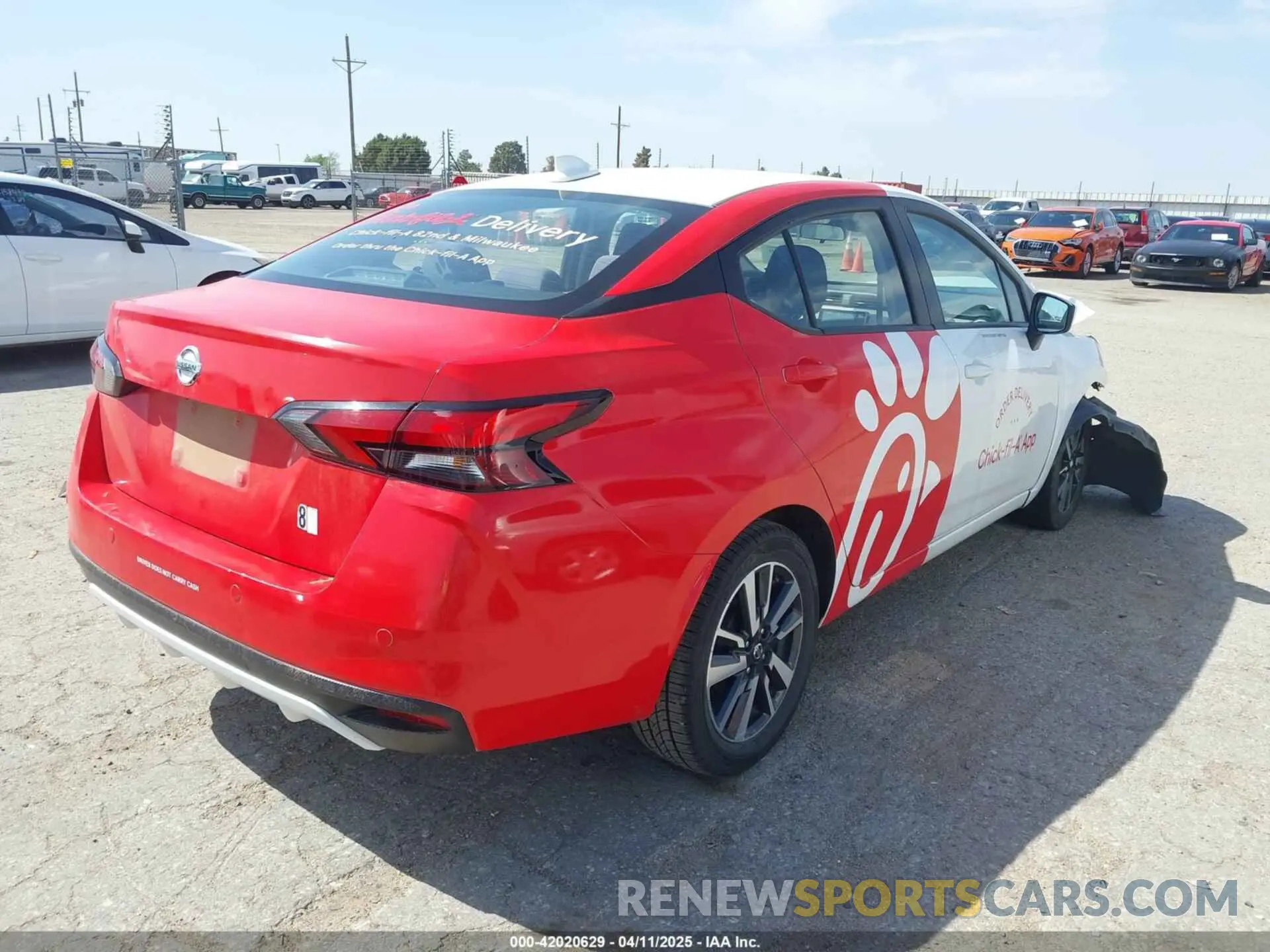 4 Photograph of a damaged car 3N1CN8EV4NL839437 NISSAN VERSA 2022