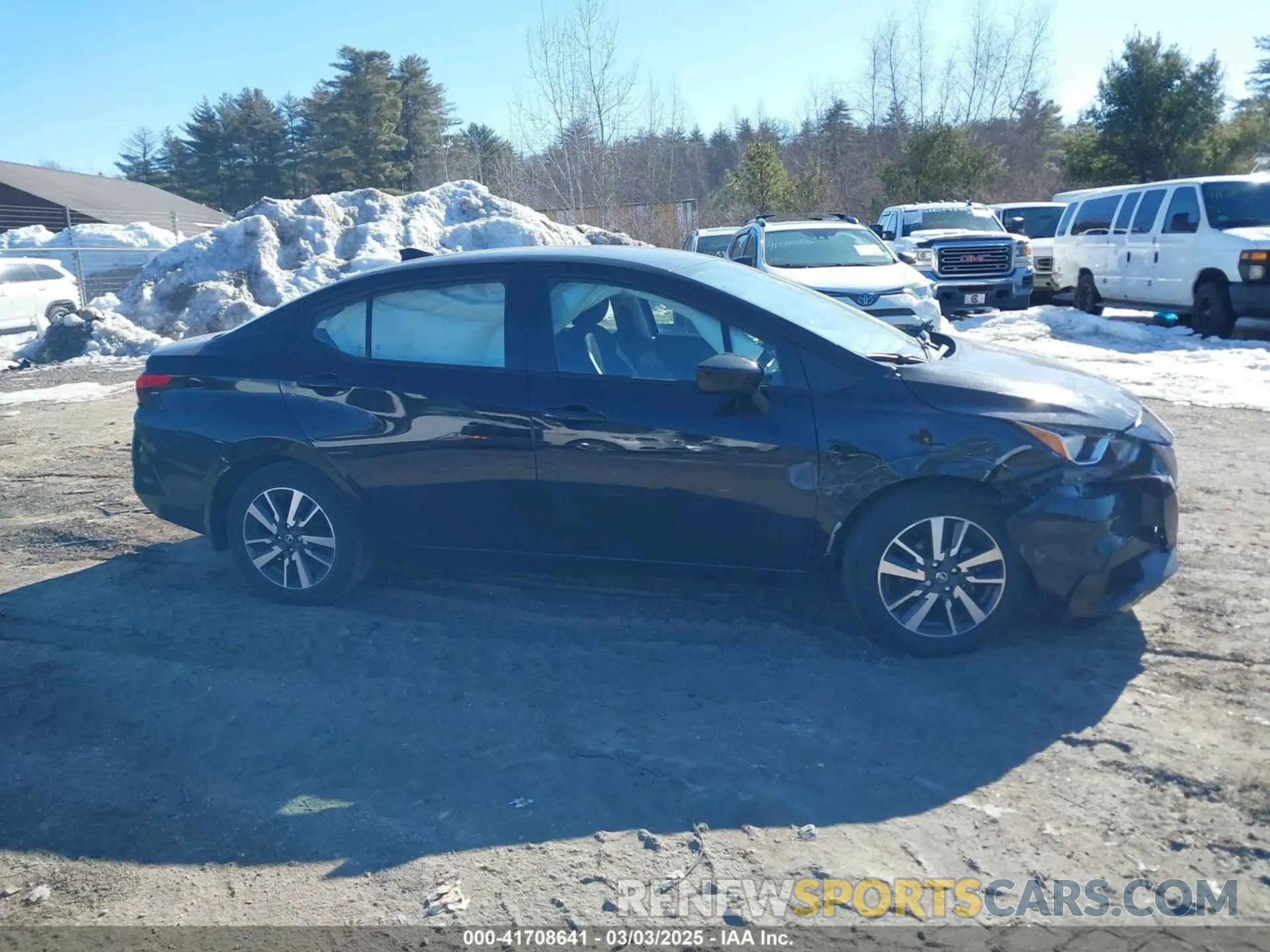 13 Photograph of a damaged car 3N1CN8EV6NL823045 NISSAN VERSA 2022