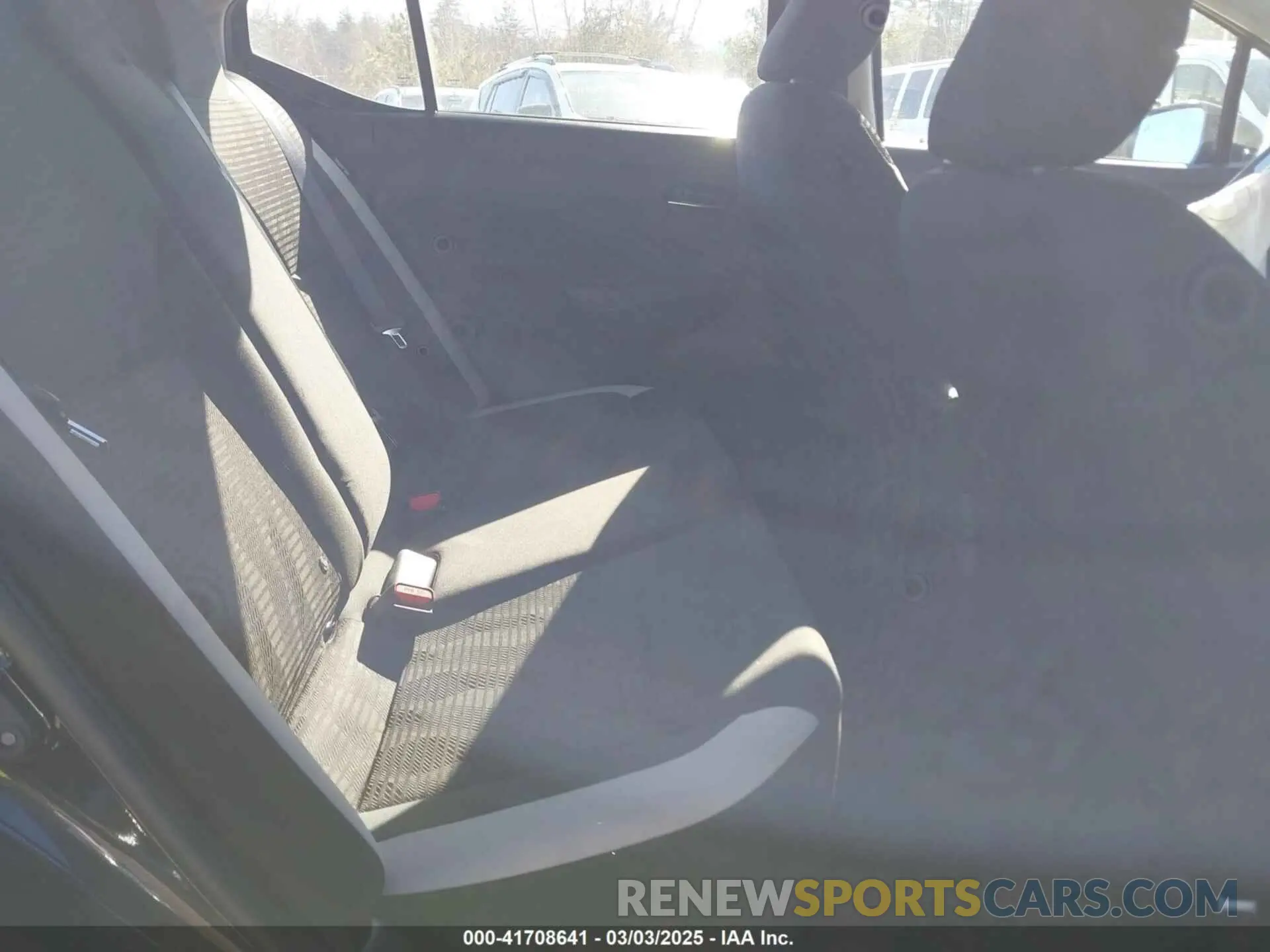 8 Photograph of a damaged car 3N1CN8EV6NL823045 NISSAN VERSA 2022
