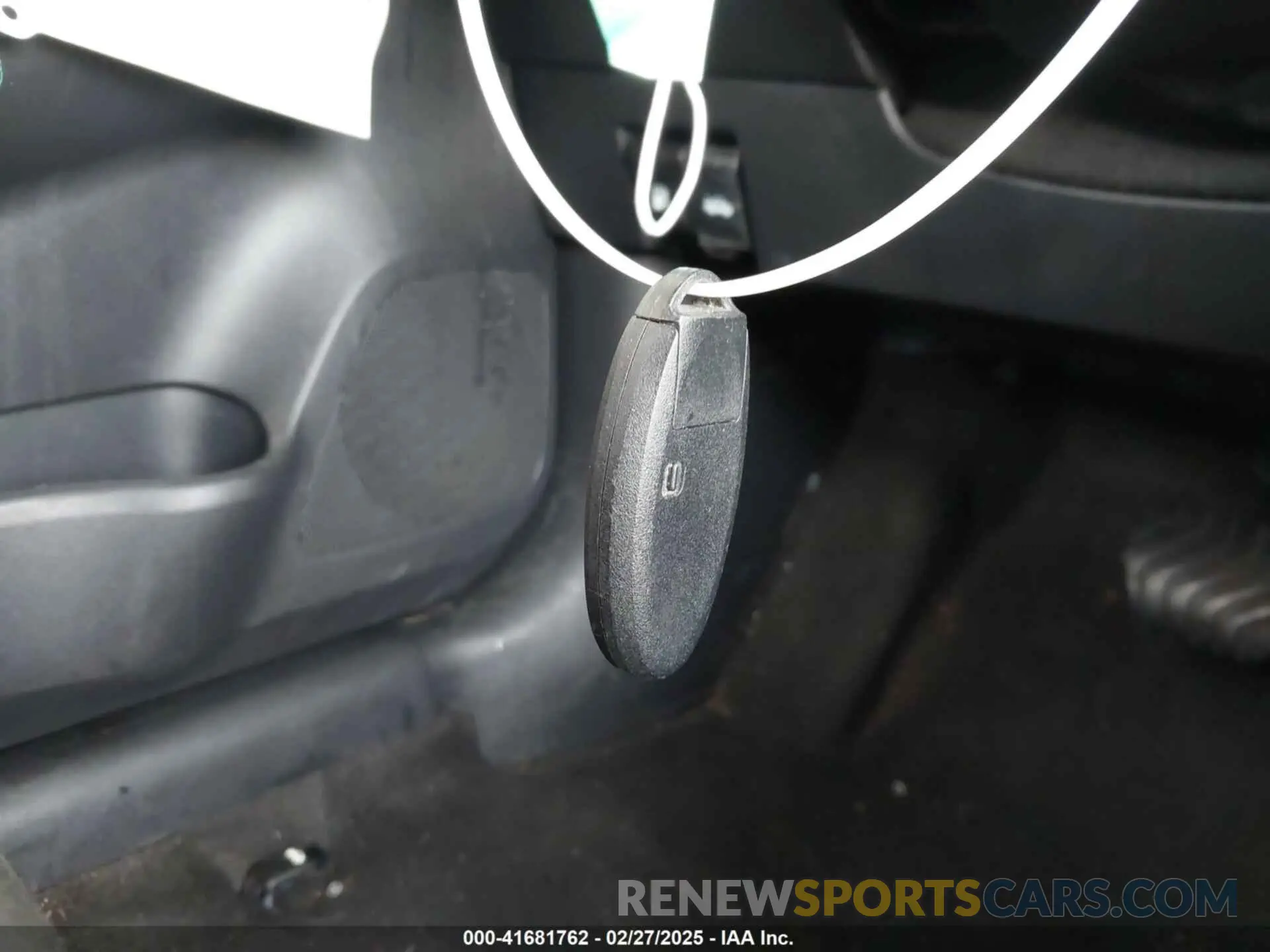 11 Photograph of a damaged car 3N1CN8FV0NL867752 NISSAN VERSA 2022