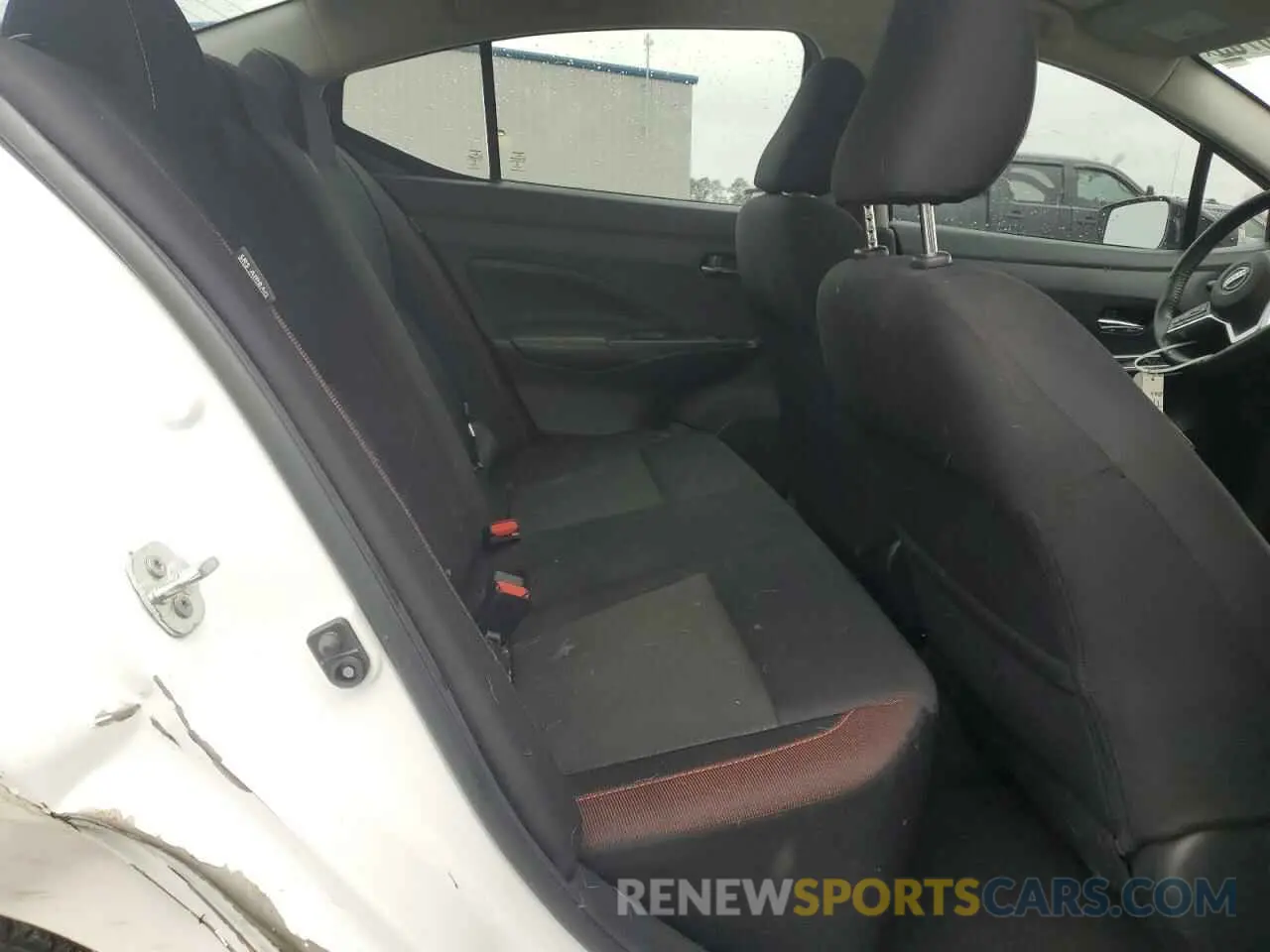 10 Photograph of a damaged car 3N1CN8FV6NL856173 NISSAN VERSA 2022