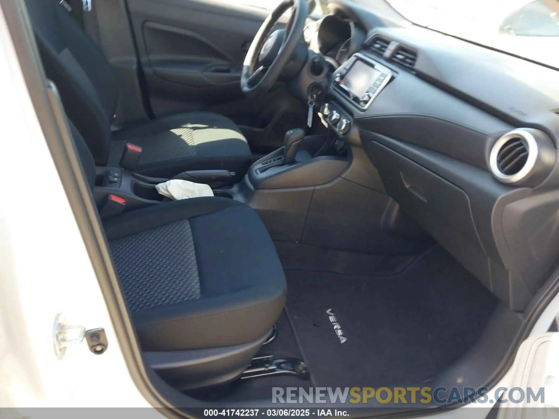 5 Photograph of a damaged car 3N1CN8DV5PL868739 NISSAN VERSA 2023