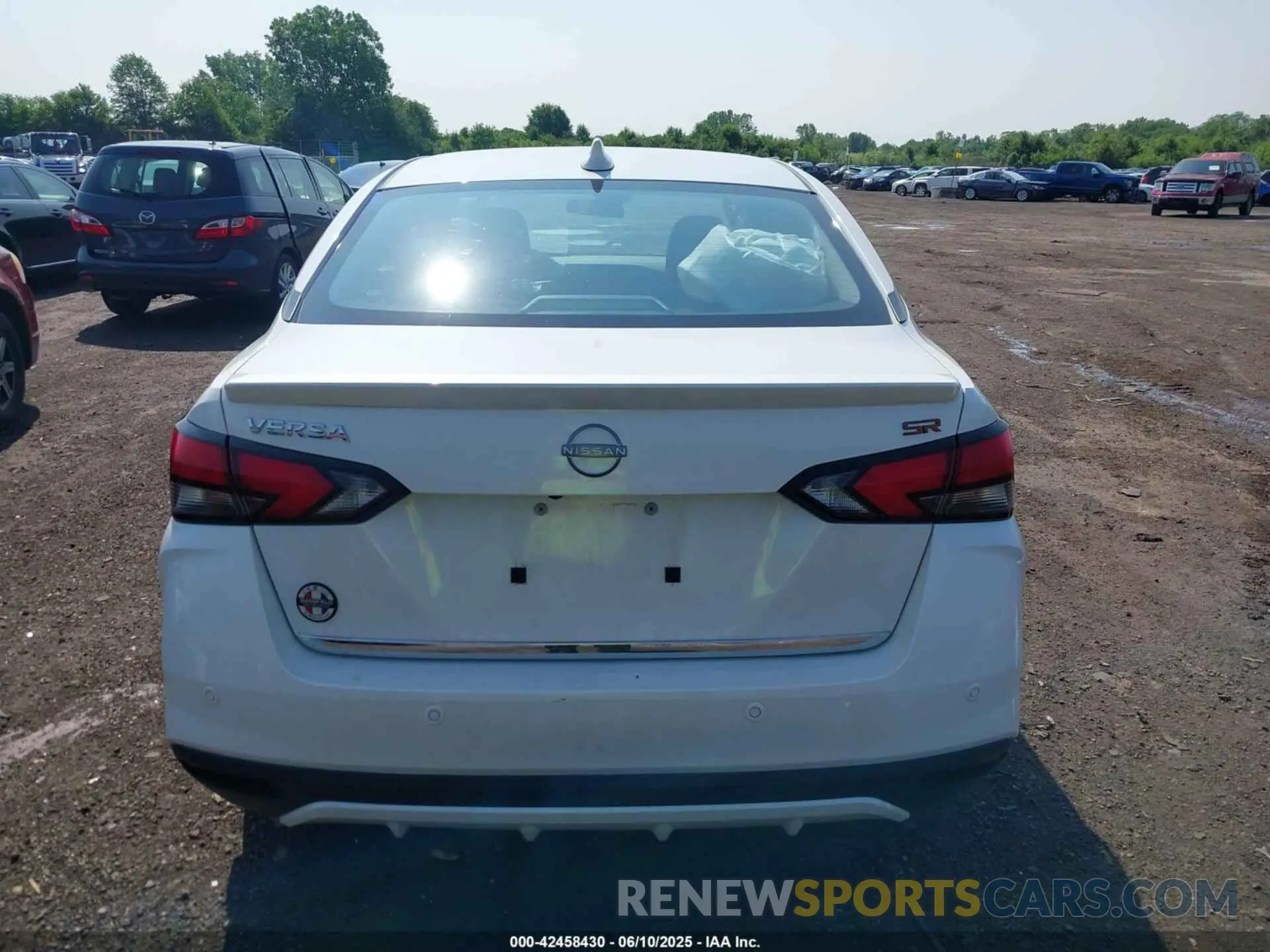 16 Photograph of a damaged car 3N1CN8FV4PL870186 NISSAN VERSA 2023