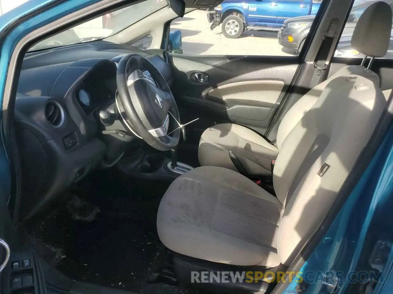 7 Photograph of a damaged car 3N1CE2CP9FL389352 NISSAN VERSA 2024