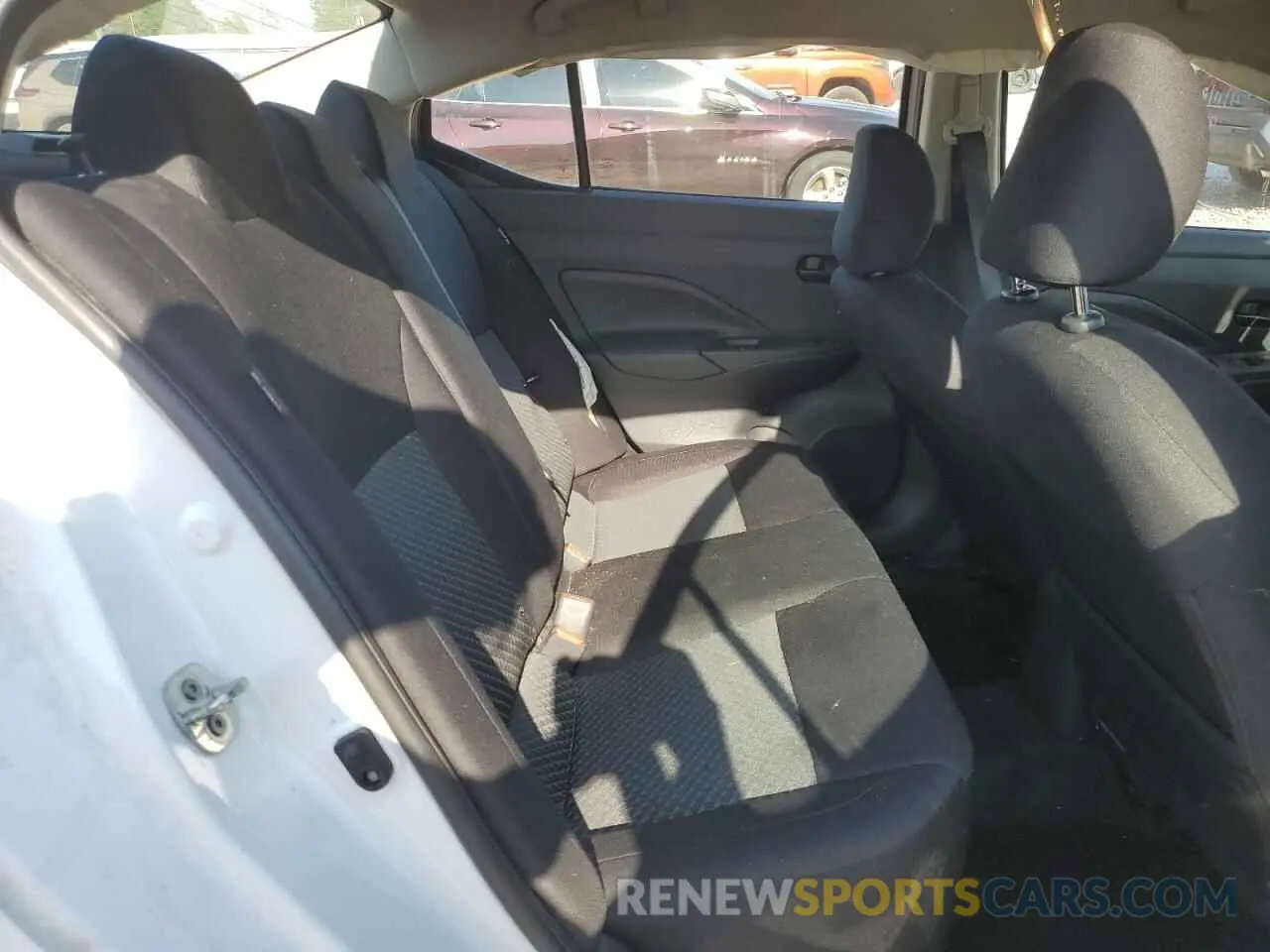 10 Photograph of a damaged car 3N1CN8DV0RL917865 NISSAN VERSA 2024