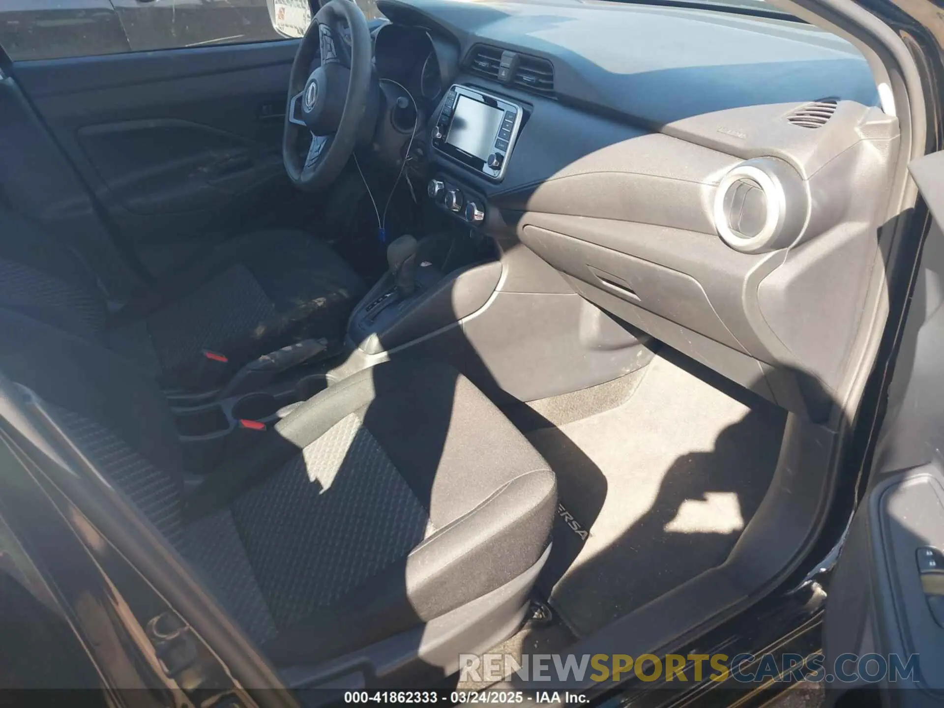 5 Photograph of a damaged car 3N1CN8DV2RL889275 NISSAN VERSA 2024