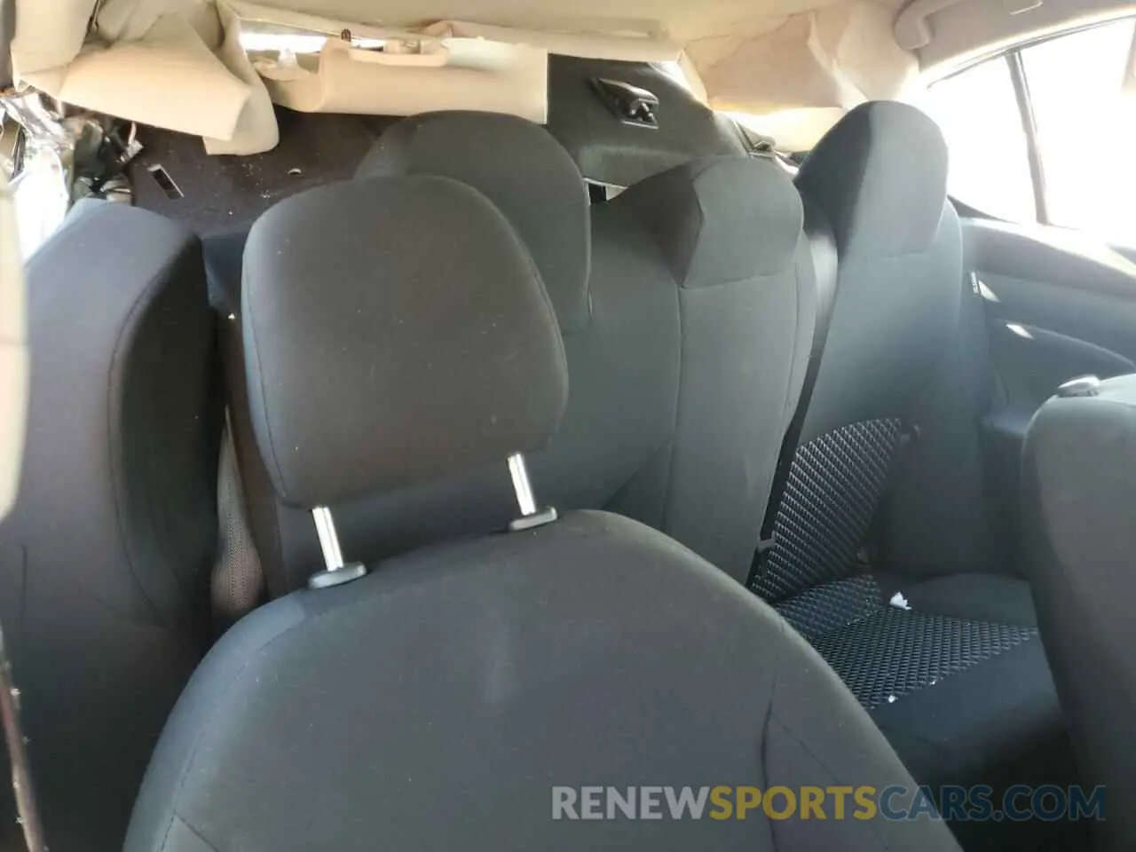 10 Photograph of a damaged car 3N1CN8DV3RL897613 NISSAN VERSA 2024